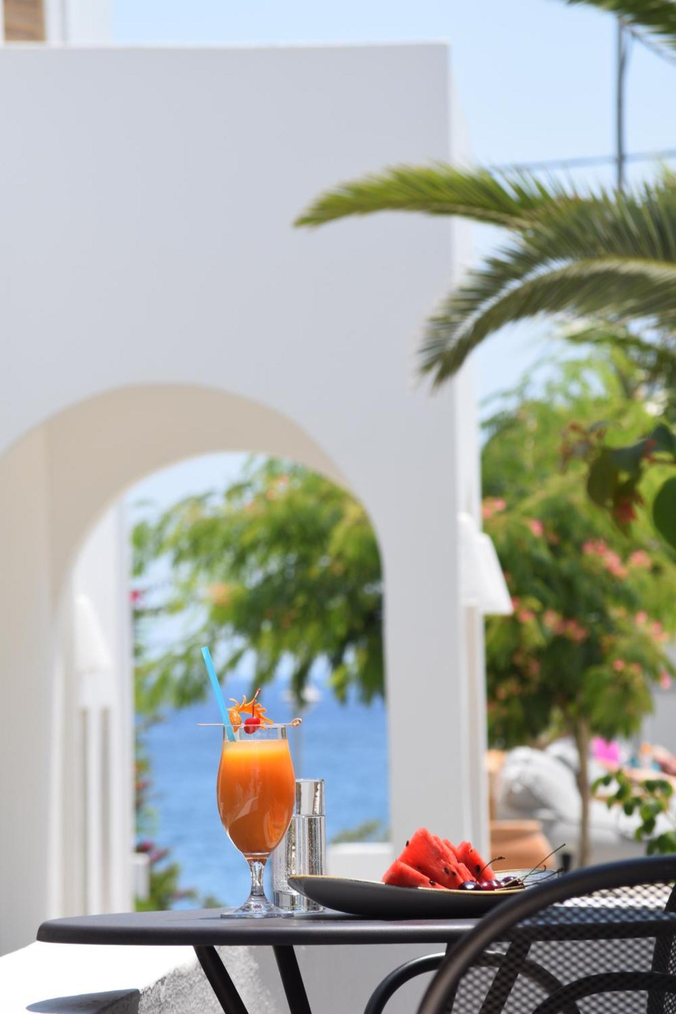 Santorini Crystal Blue 4* Kamari (Santorini)