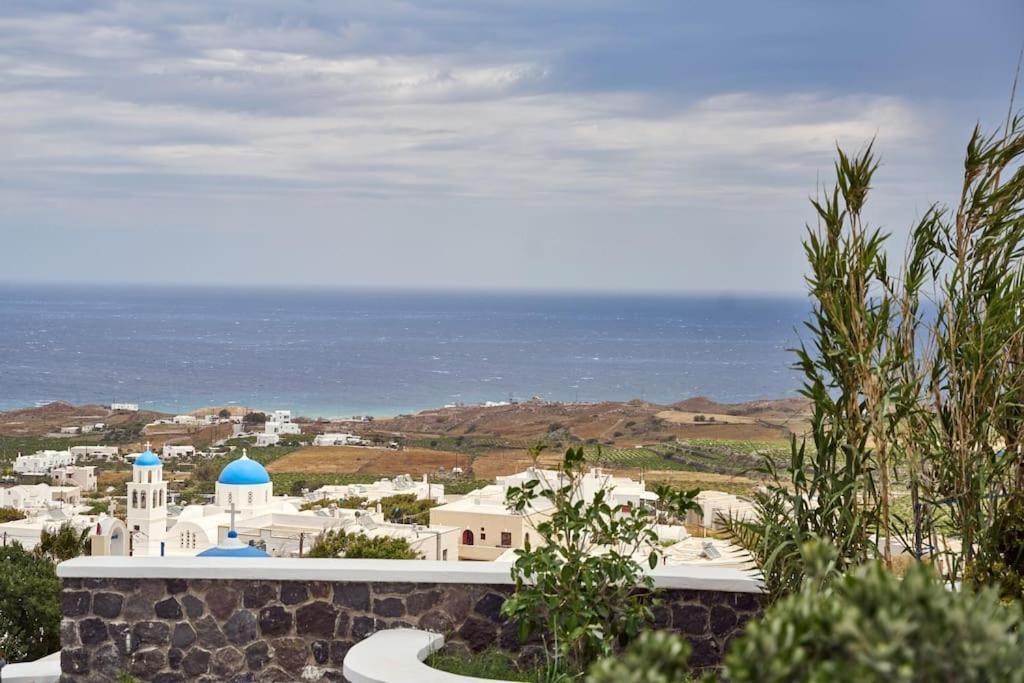 D' Amigos Superior Cave House With Outdoor Hottub * Vourvoulos