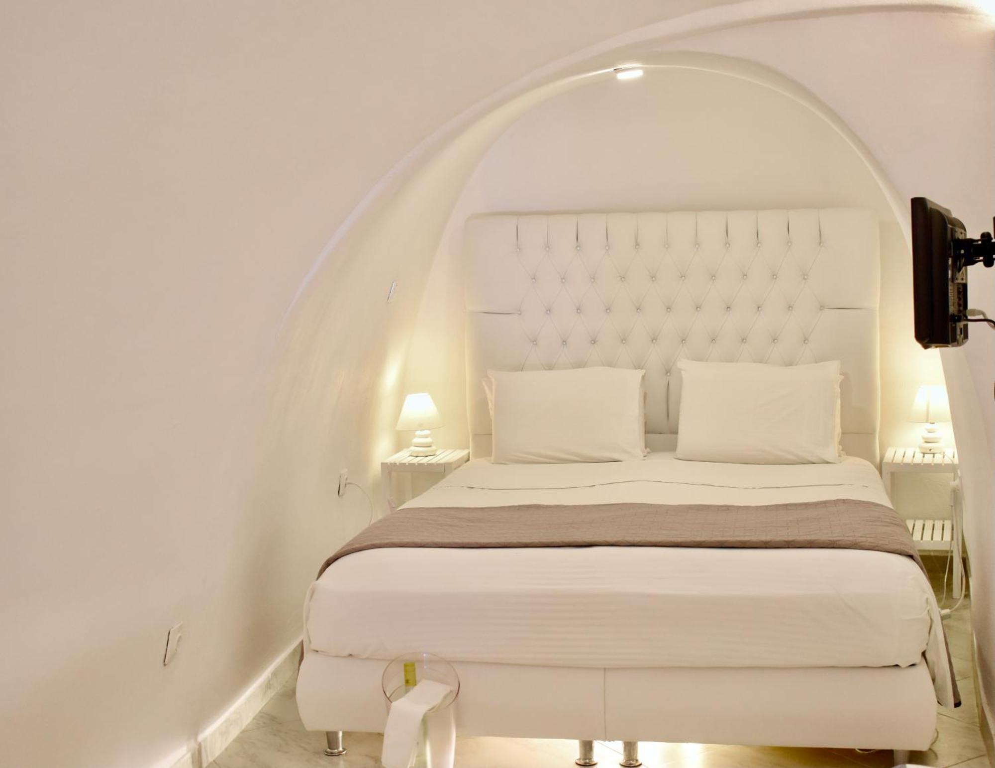 Aeolos Art & Eco Adults Only Imerovigli (Santorini)