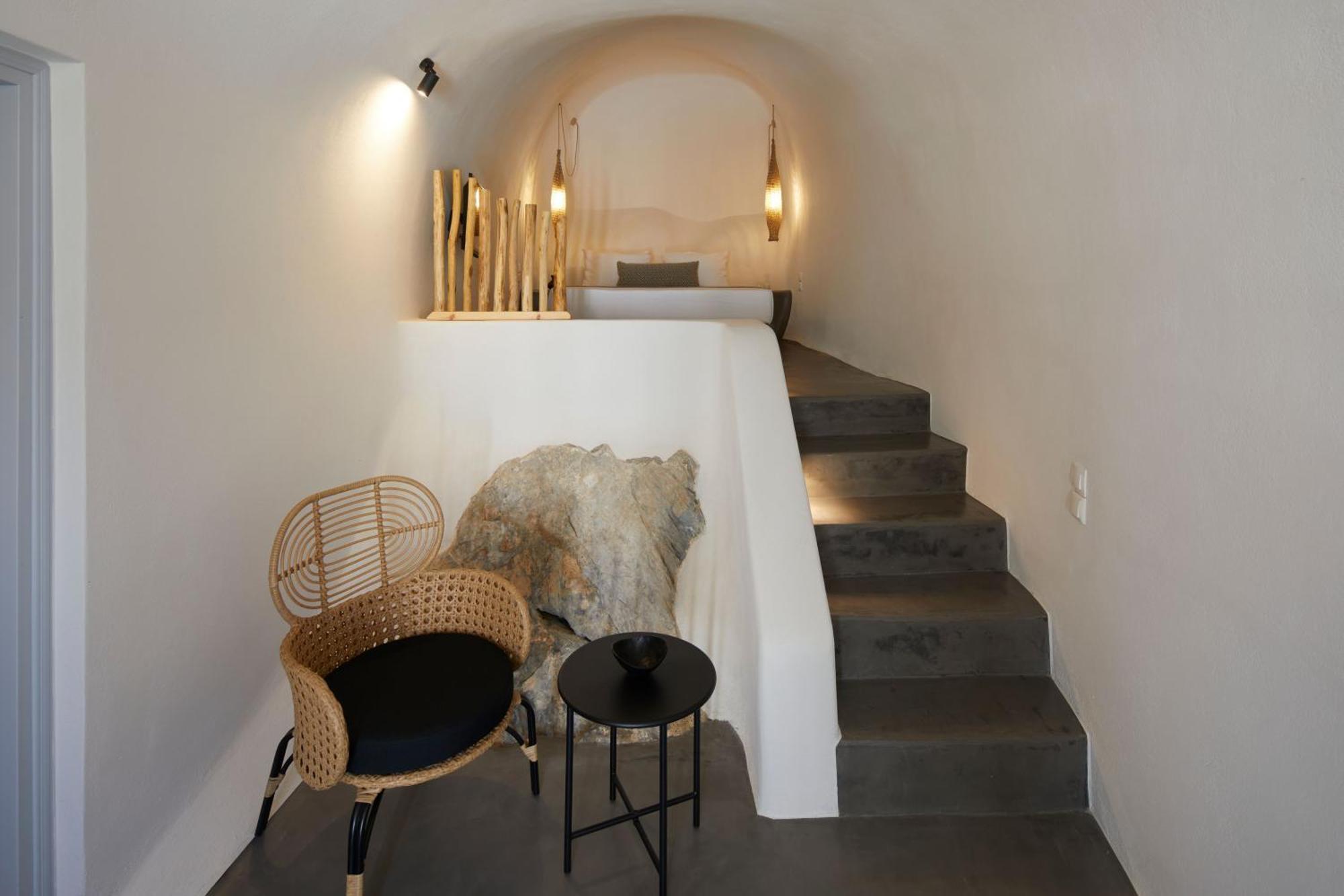 Arxegono Cave Santorini Hotel Pyrgos Kallistis