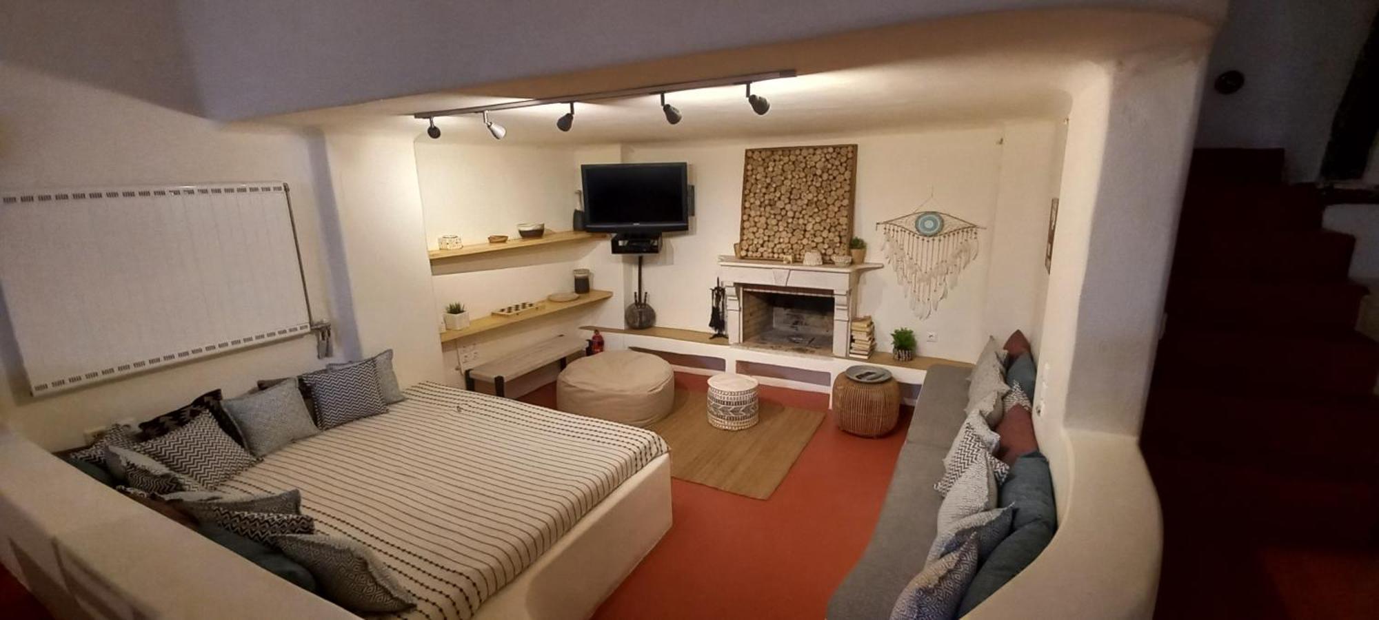 Kisiris Villa Imerovigli (Santorini)