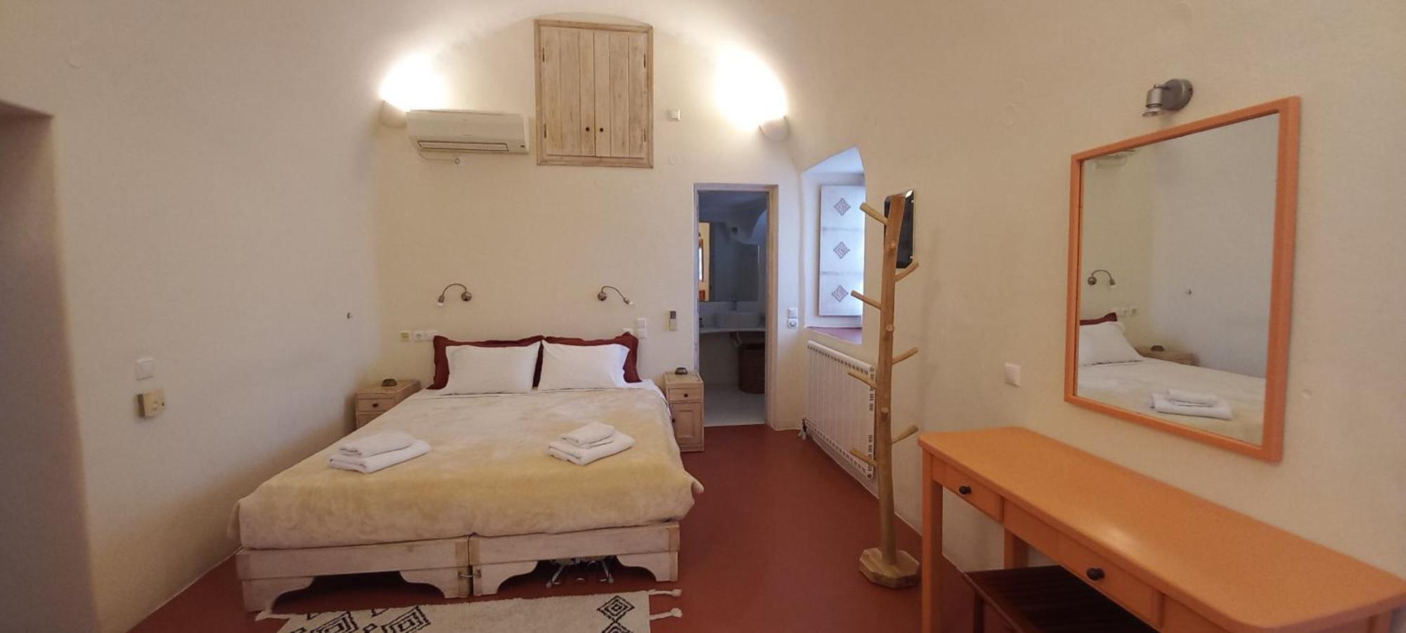 Villa Kisiris Imerovigli (Santorini)
