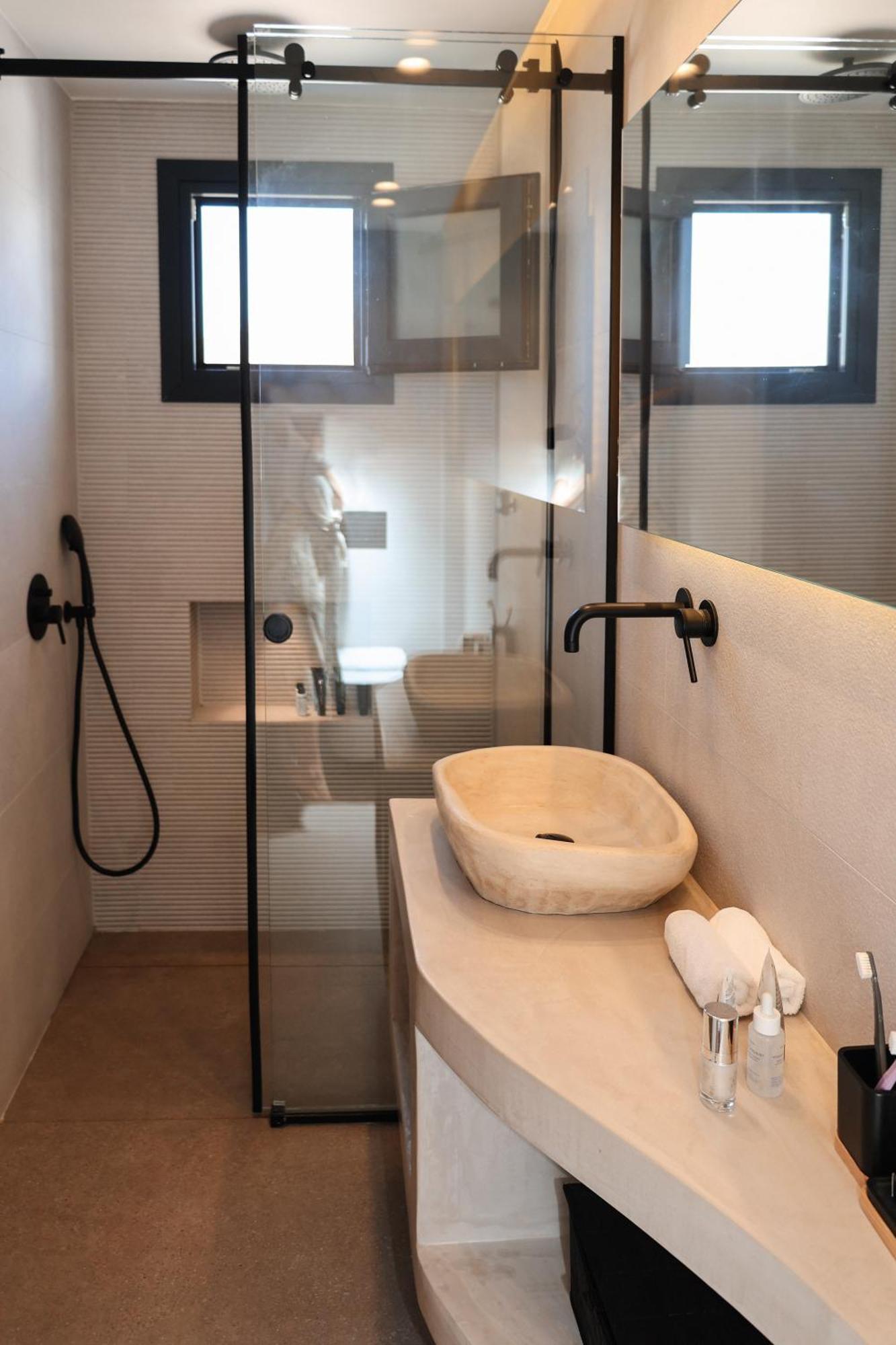 North Wind Luxury Hotel