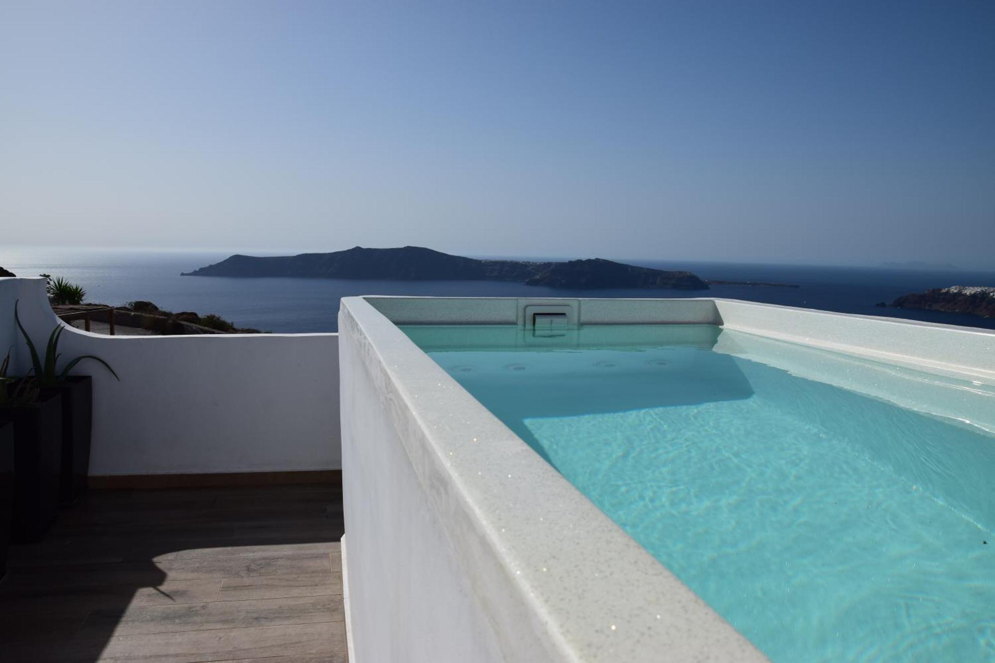 Amaze Hotel Imerovigli (Santorini)