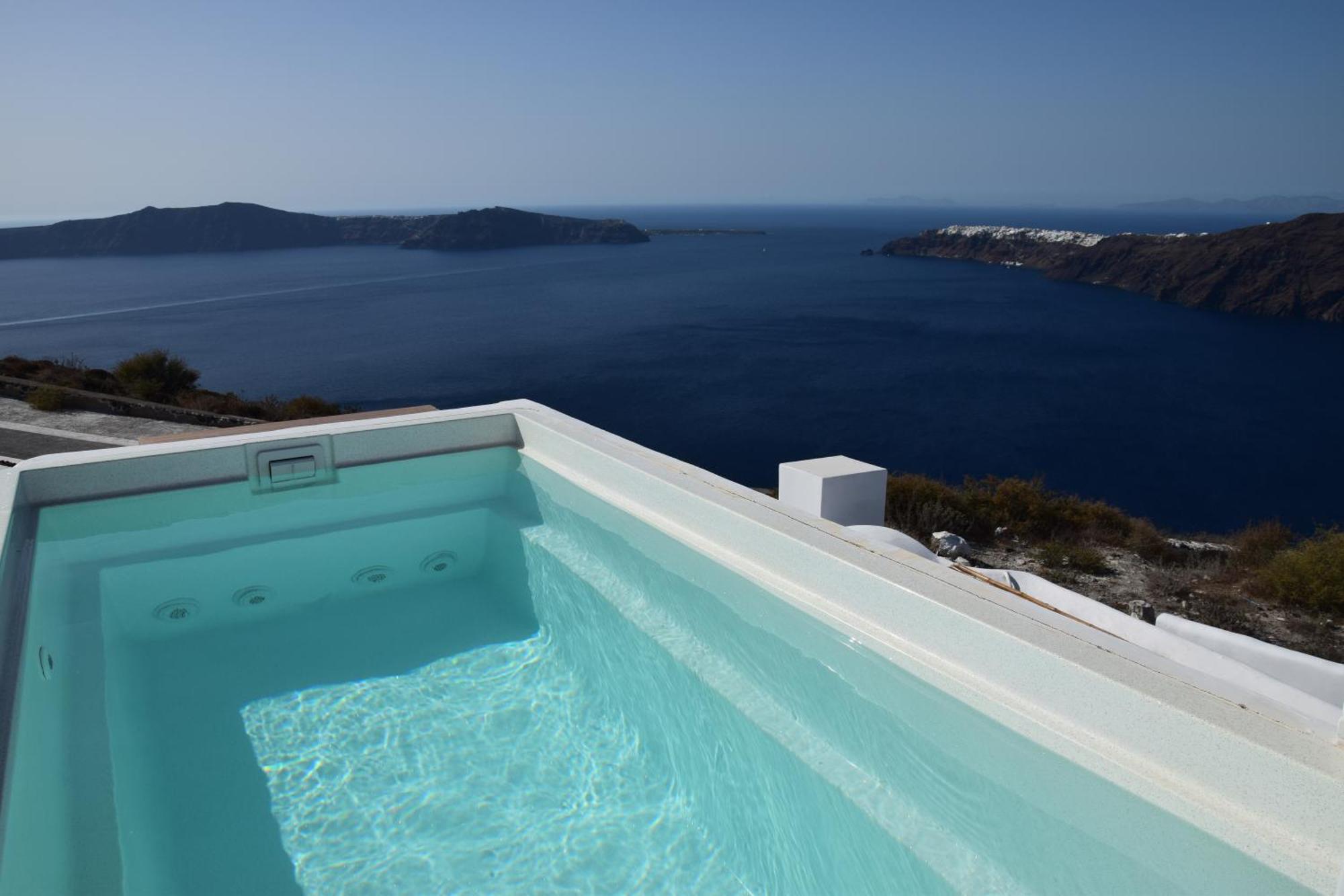 Amaze Hotel 5*