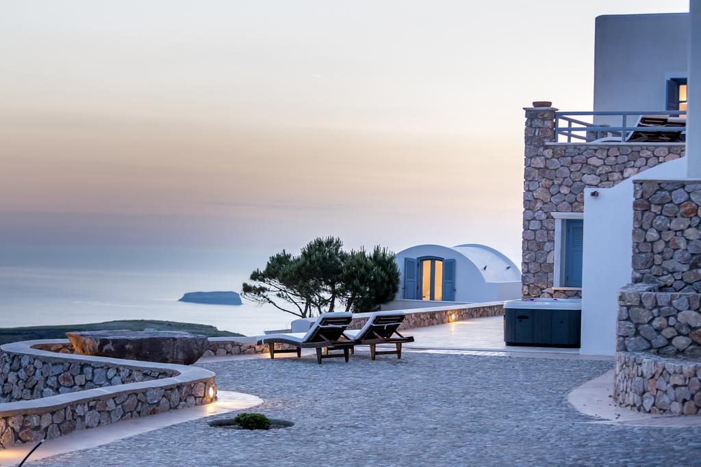 Enastron Villa