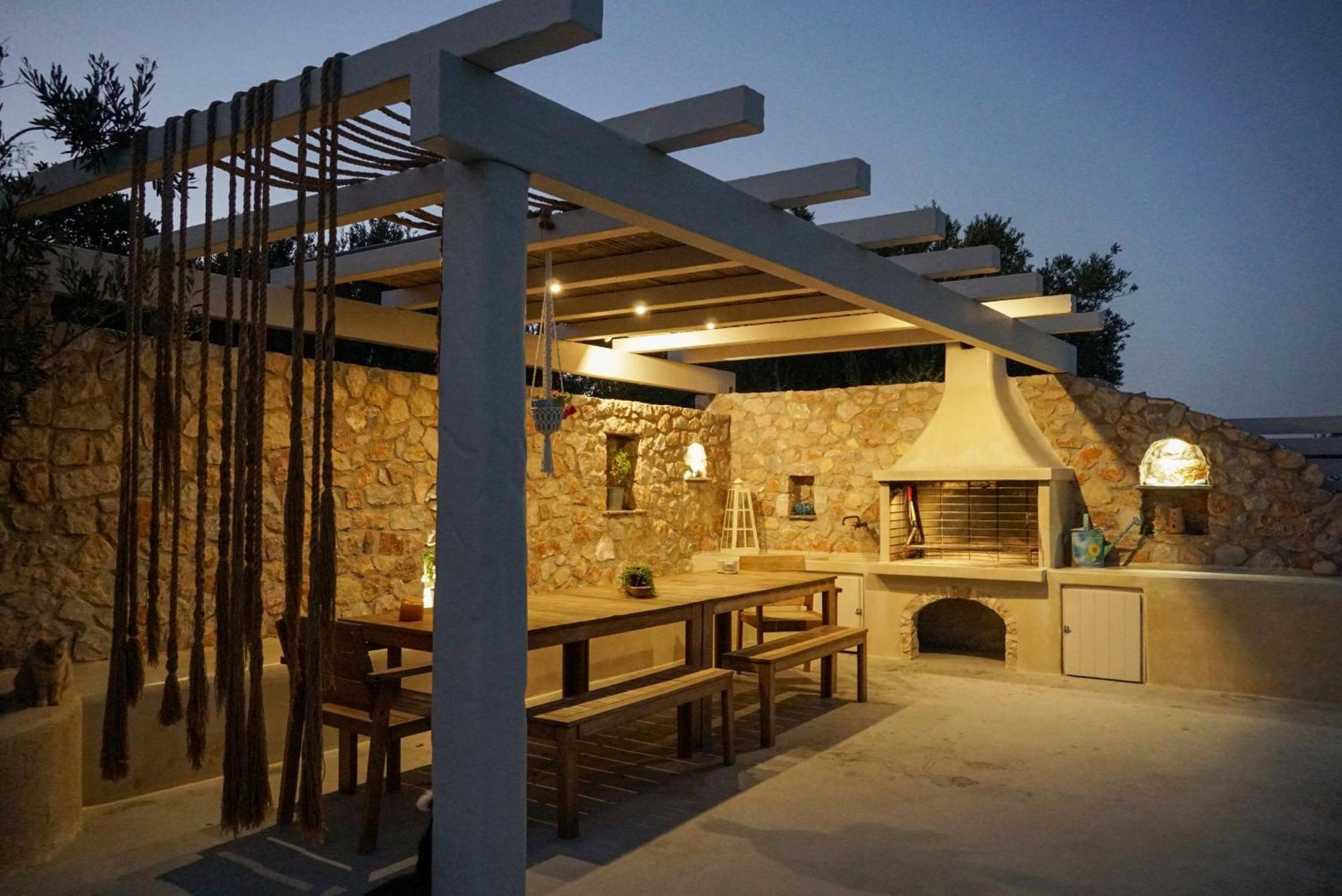 Theros Houses Santorini Kamari (Santorini)