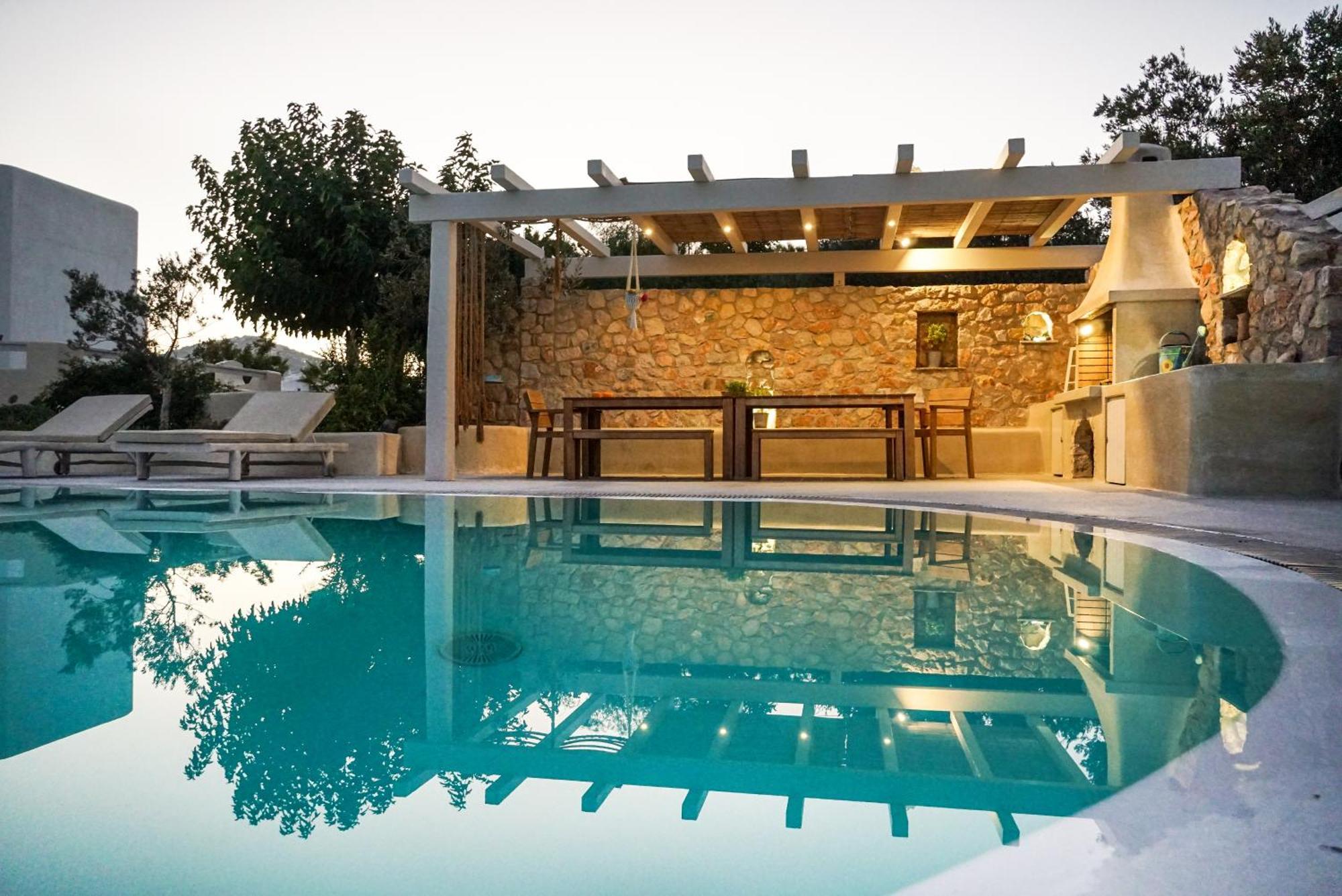 Theros Houses Santorini Holiday home Kamari (Santorini)