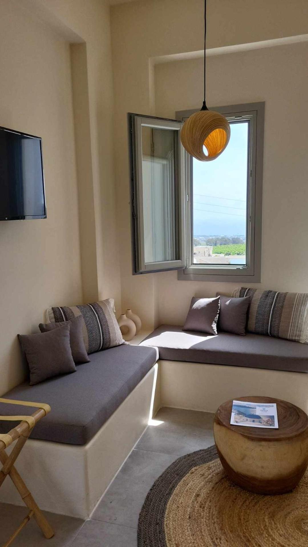 Maeva Santorini Aparthotel Pýrgos