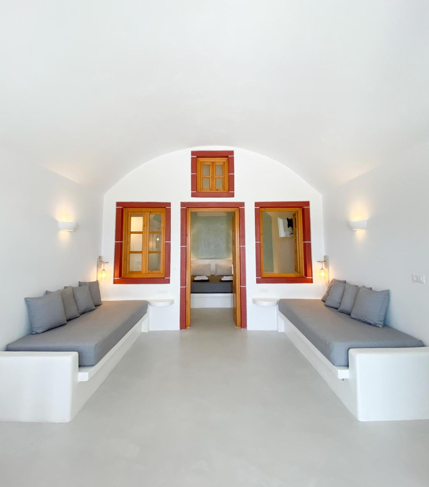 Scirocco Villa Fira (Santorini)
