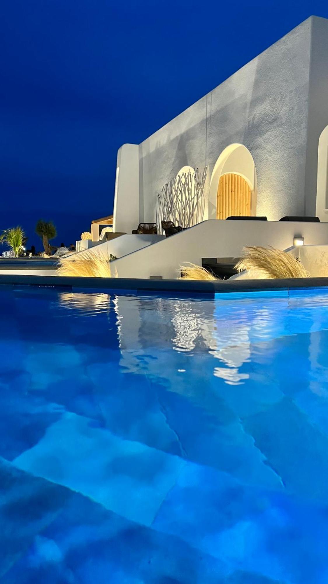 Anastasia Princess Luxury Residence, Adults Only 4* Perissa (Santorini)