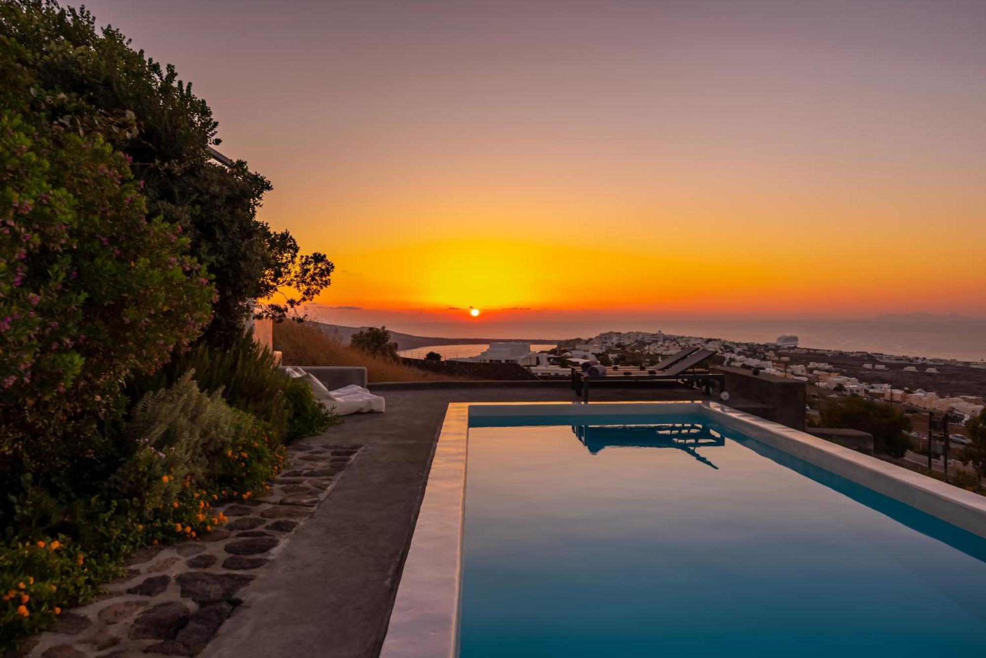 270 Oias View Villa