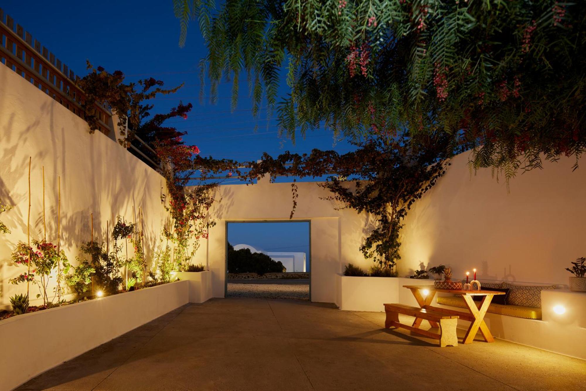 Athiri Santorini 3*