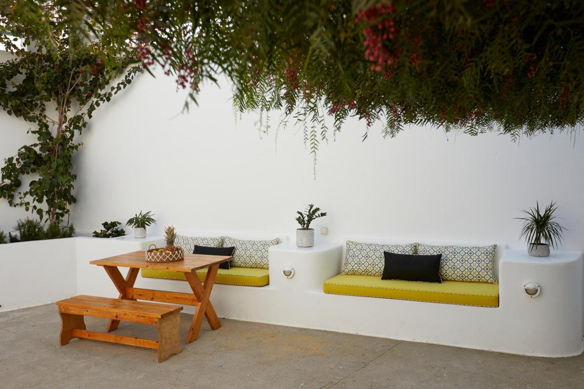 Athiri Santorini Hotel 3*