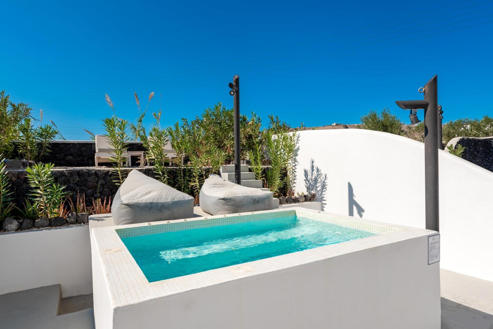 Santa Irina Luxury Sunny Lofts Hotel