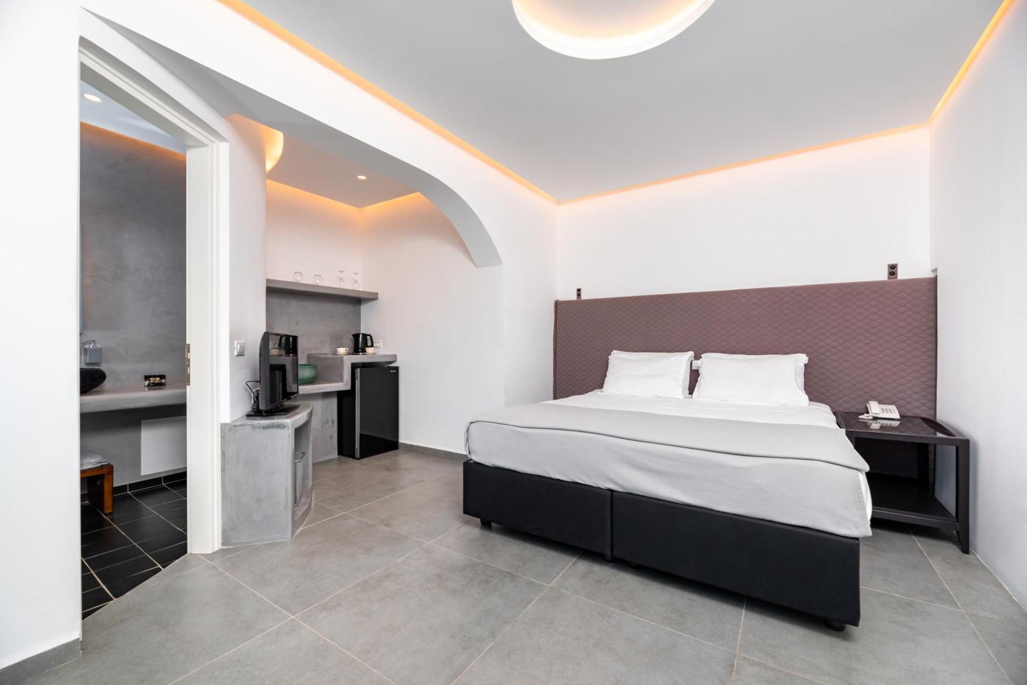 Santa Irina Luxury Sunny Lofts Hotel