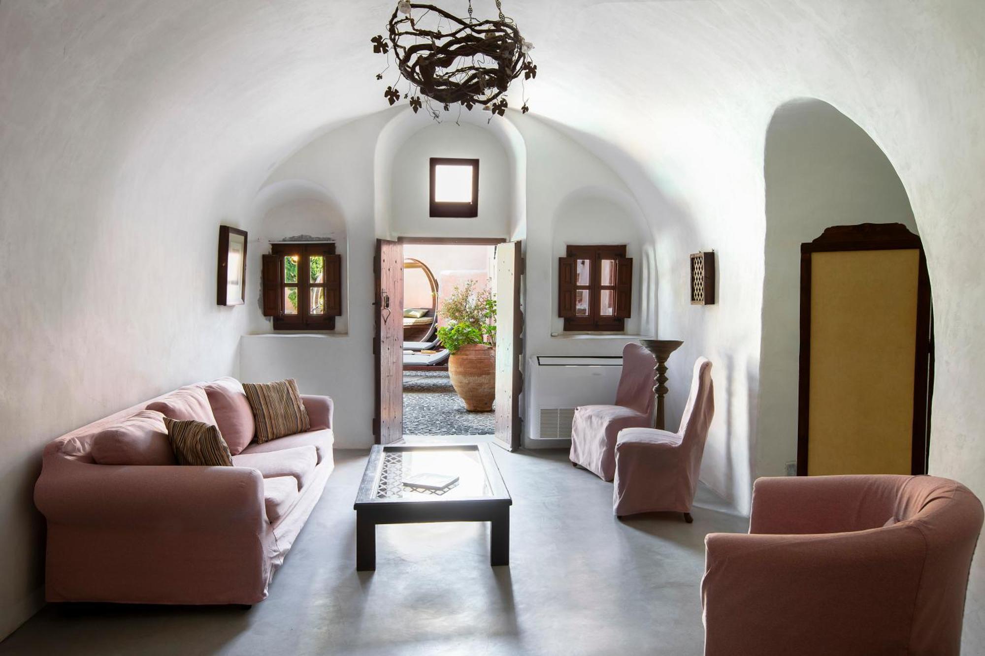 Ducato Wine Village 4* Megalochori (Santorini)