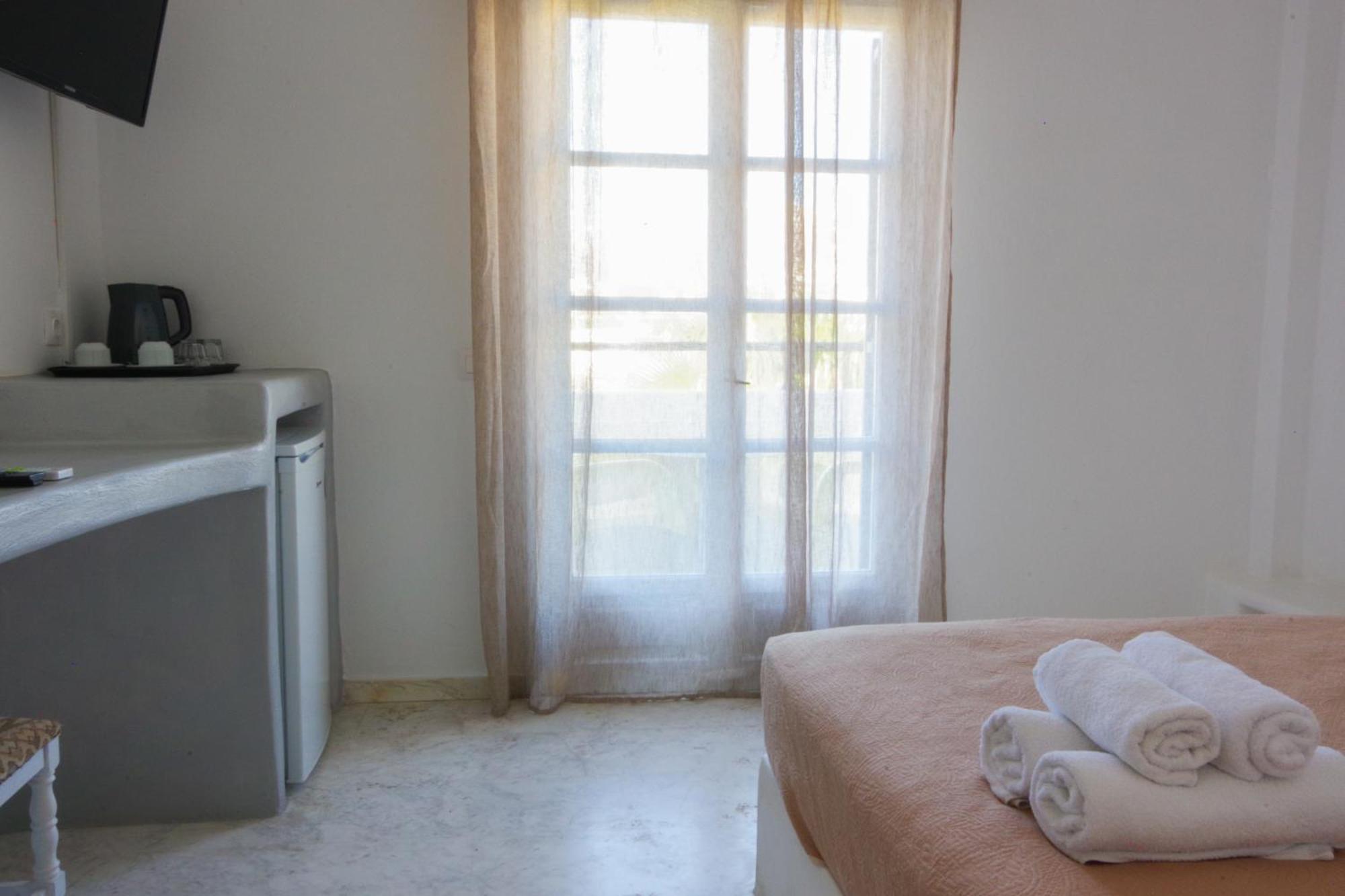 Hotel Mohitero Kamari (Santorini)