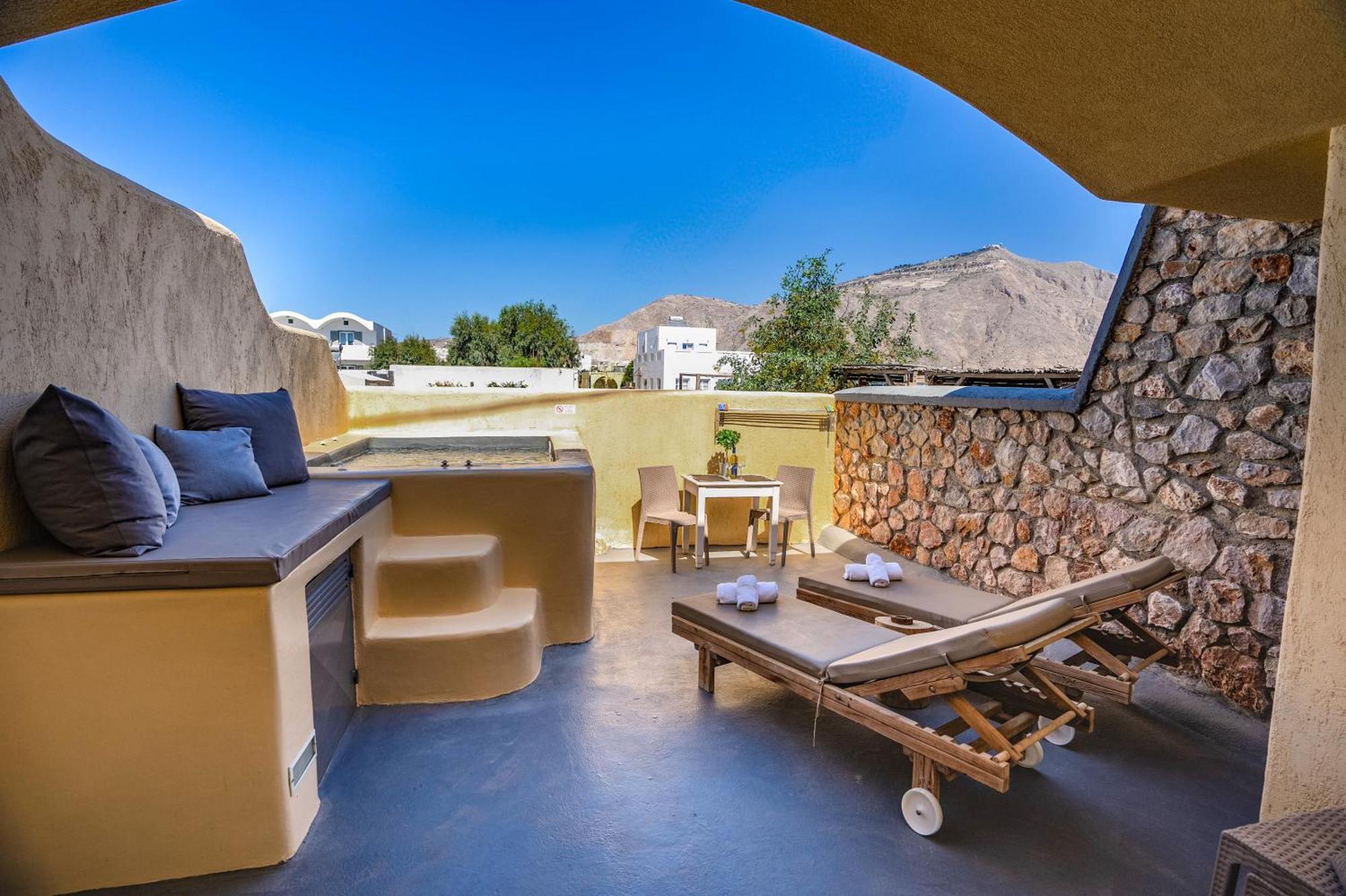 Aparthotel Cyclops Perivolos (Santorini)