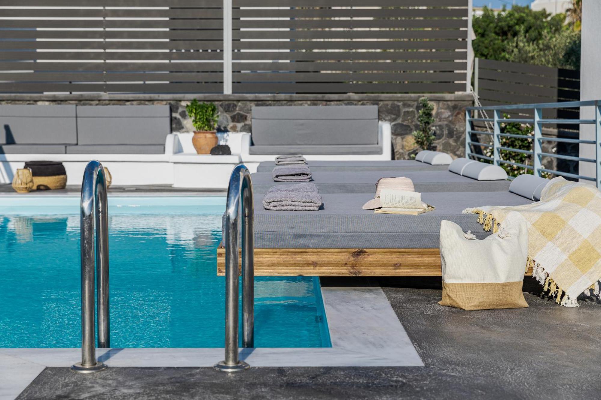 Blackstone Luxury * Emporio (Santorini)