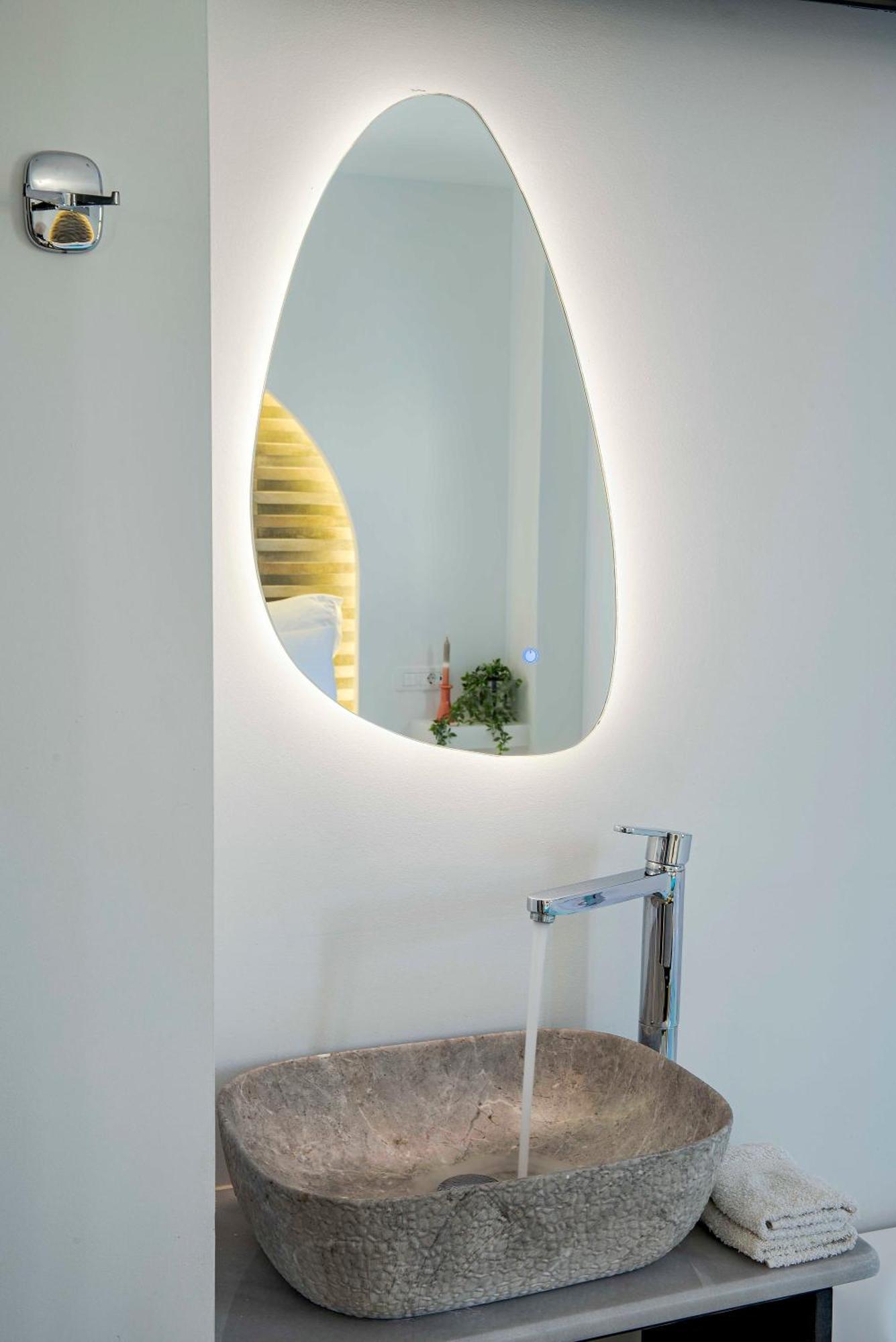 Blackstone Luxury *
