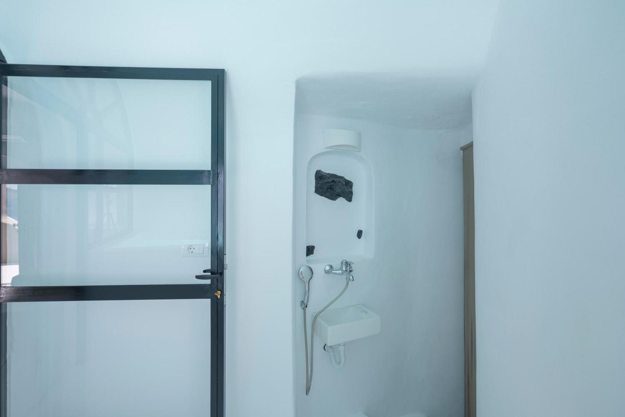 Nano Canaves Villa