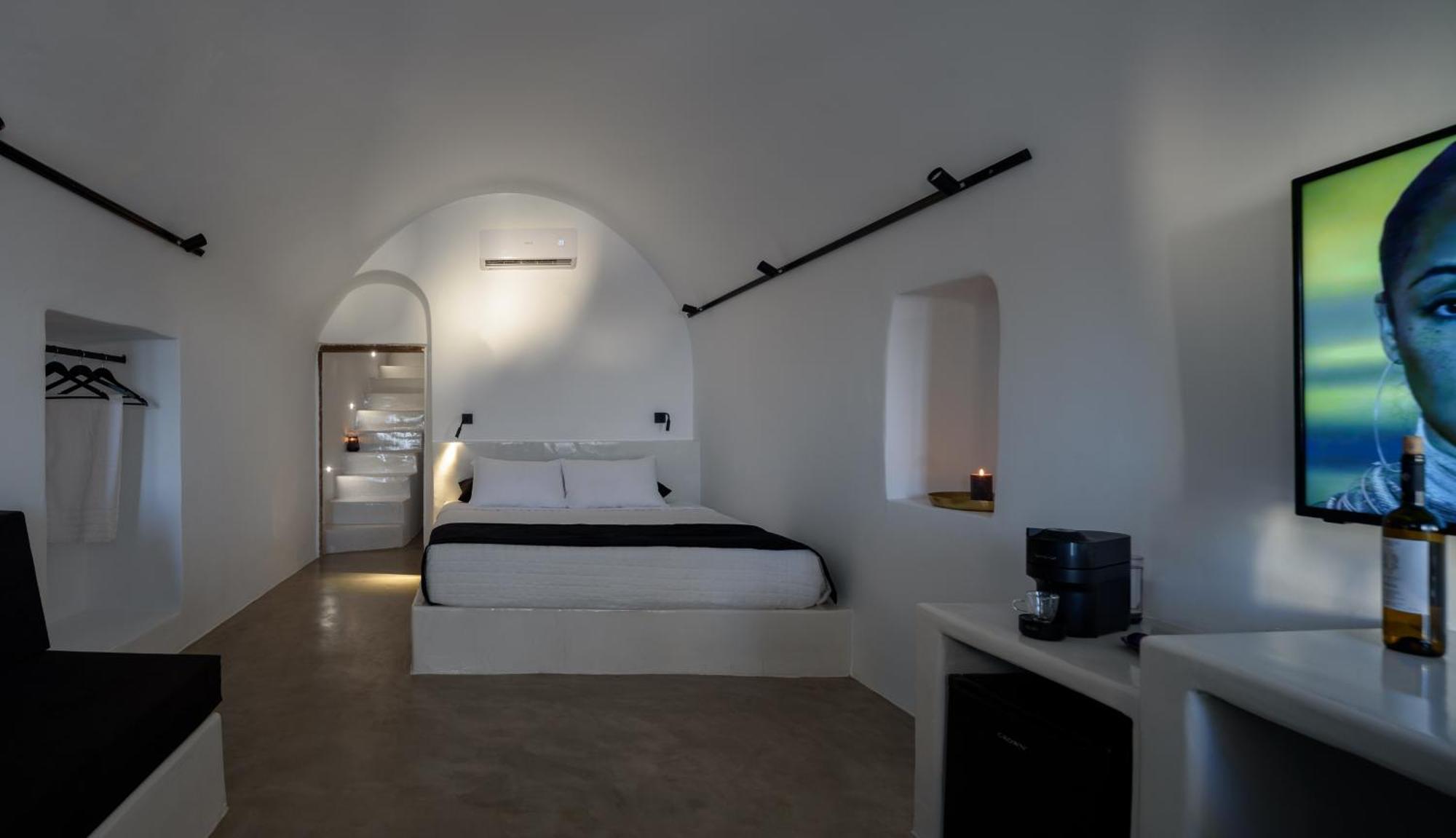 Cave Apartment Pyrgos Kallistis