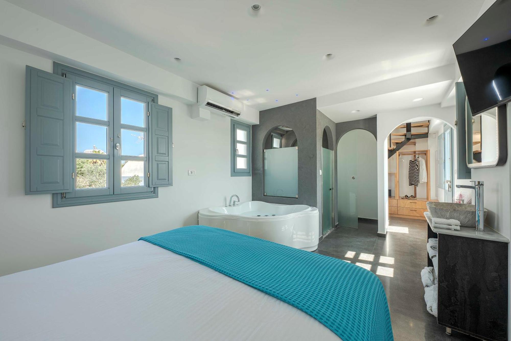 Blackstone Luxury *