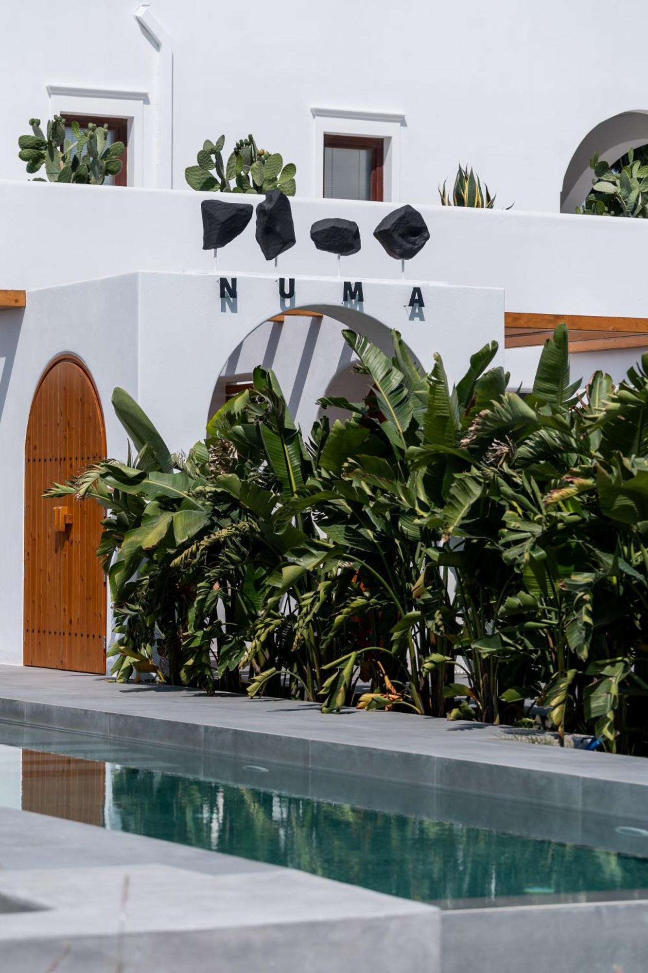 Numa Santorini Villa