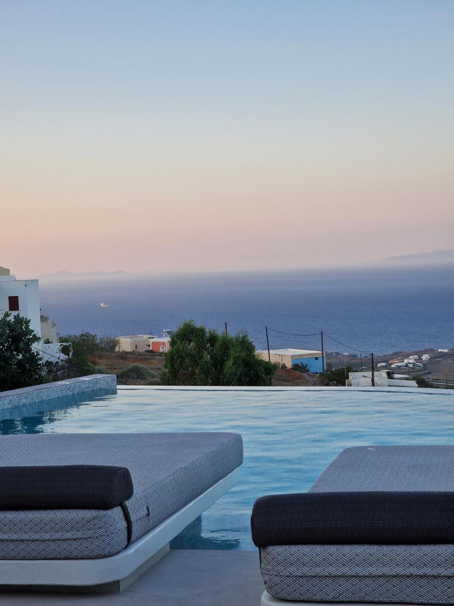 Cuore Santo Fira (Santorini)