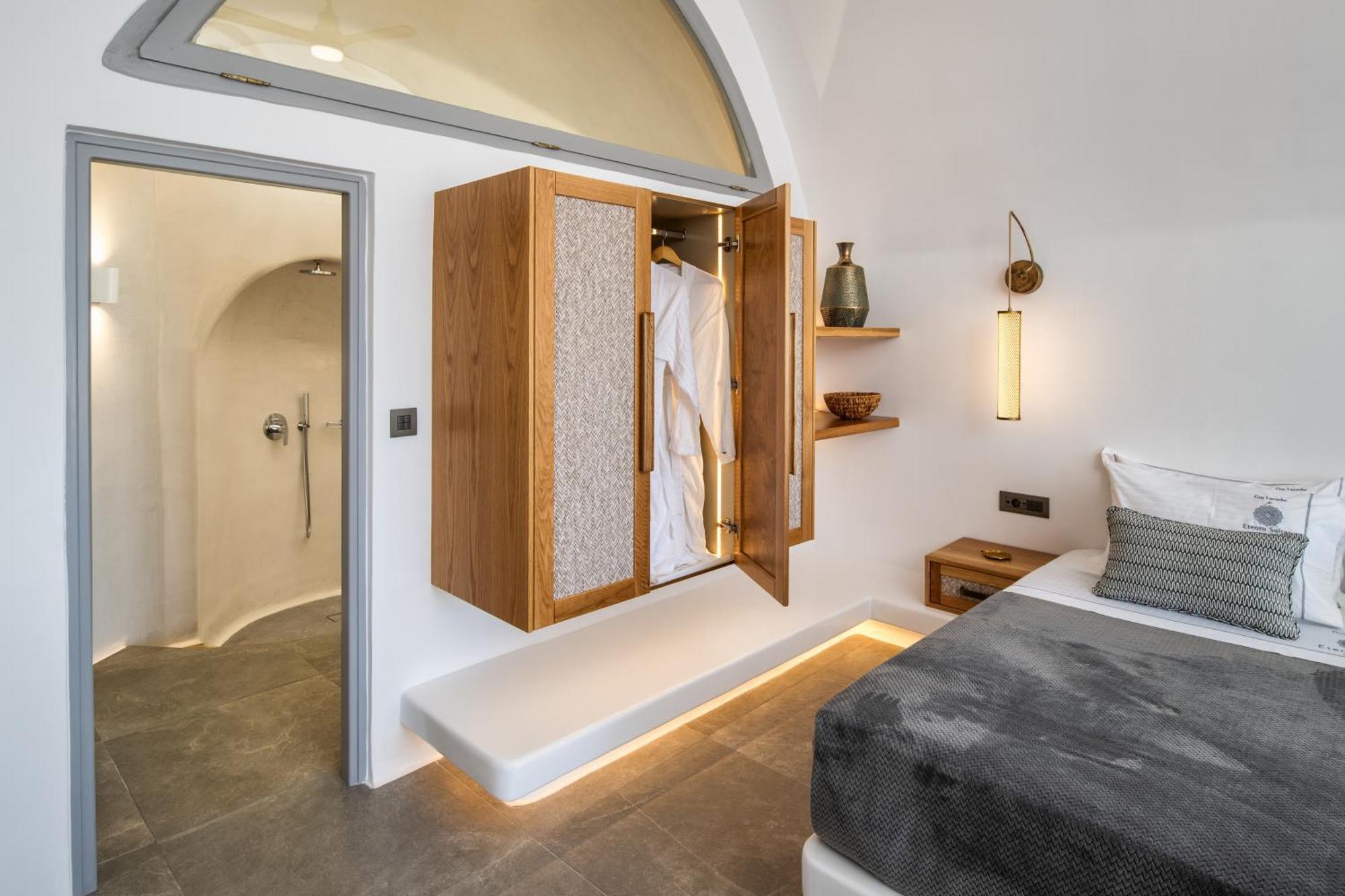 Eteoro Suites Aparthotel