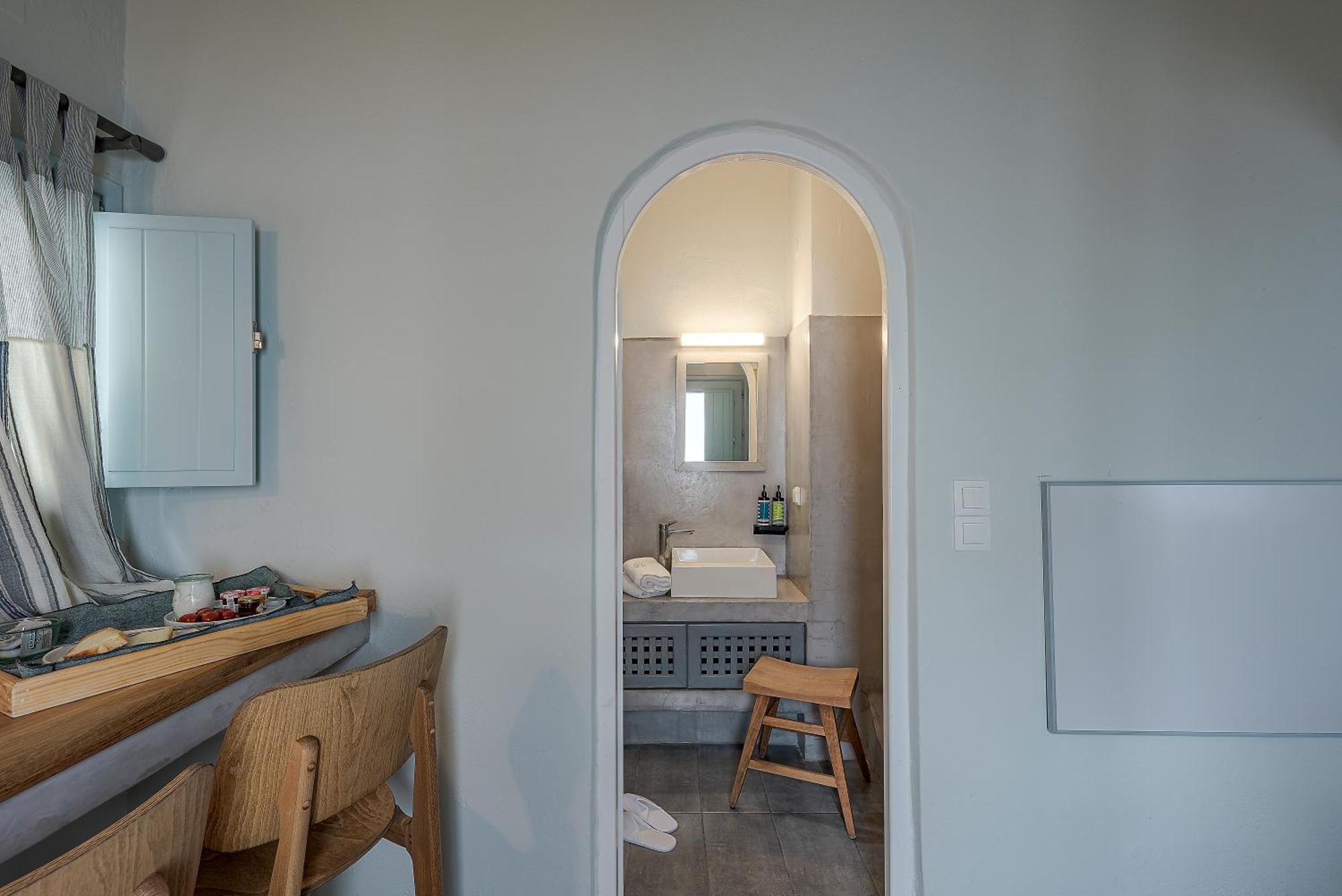 Blue Dolphins Hotel 3*