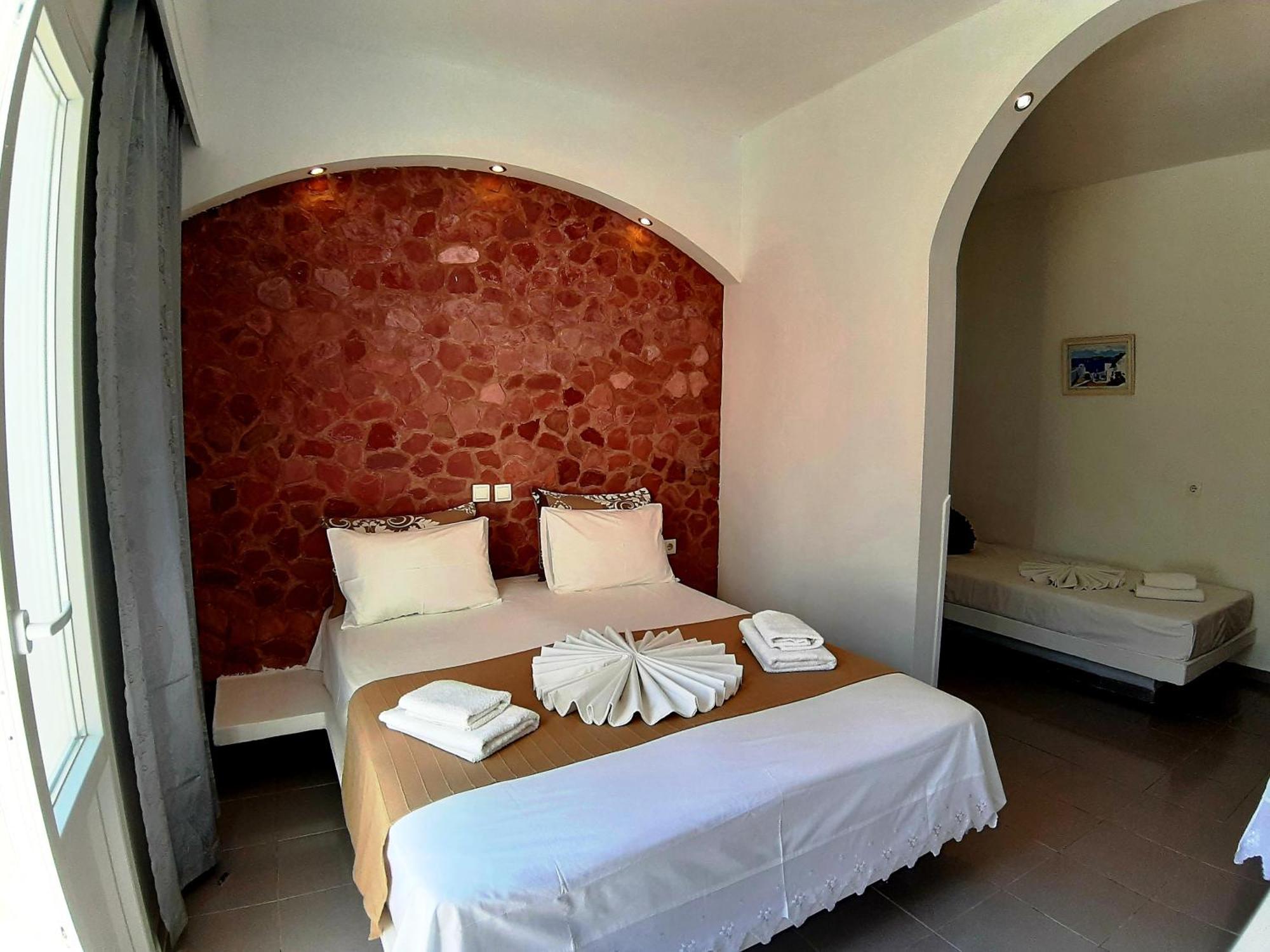 Aparthotel Atalos