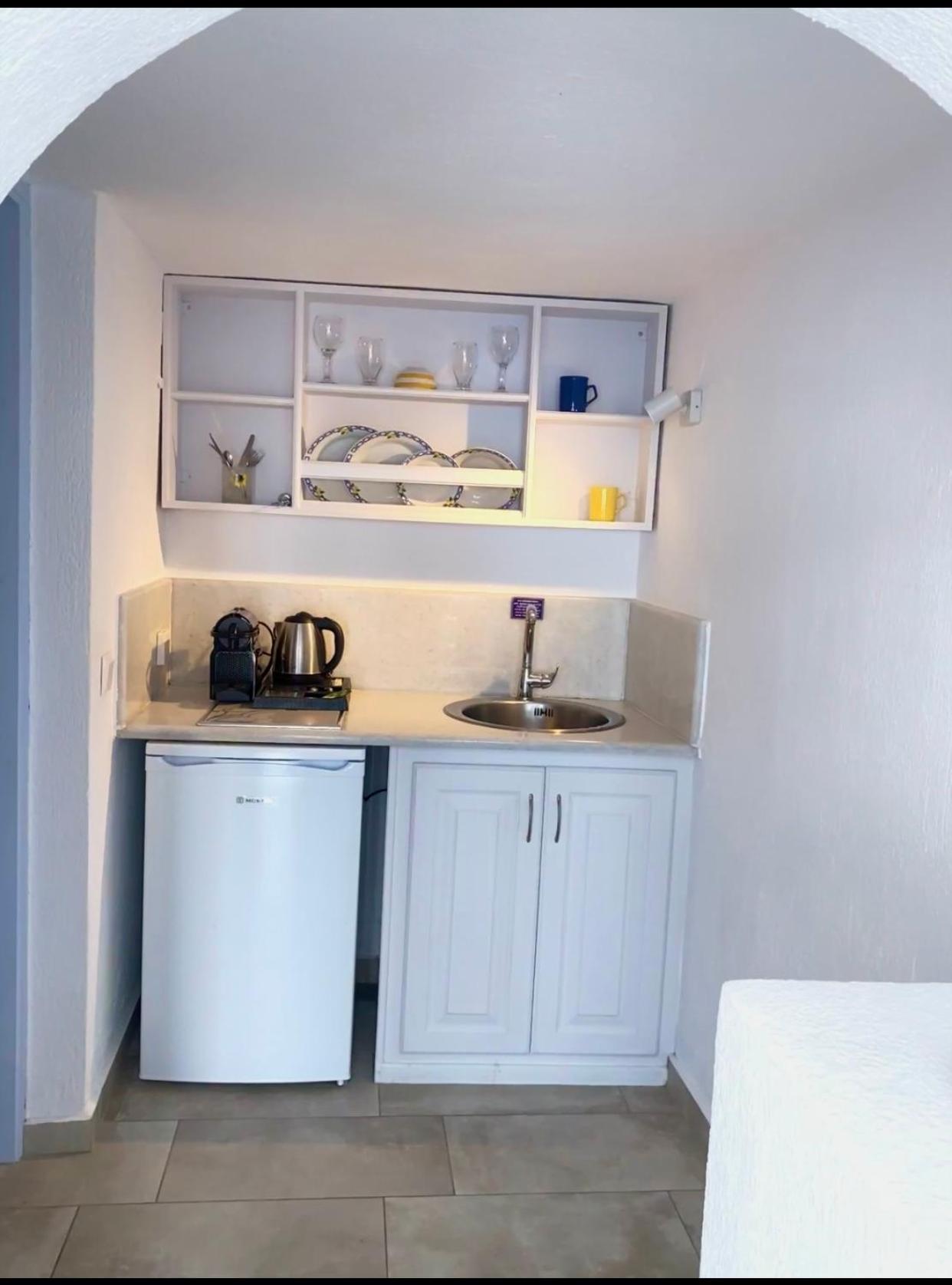Heliades Apartment