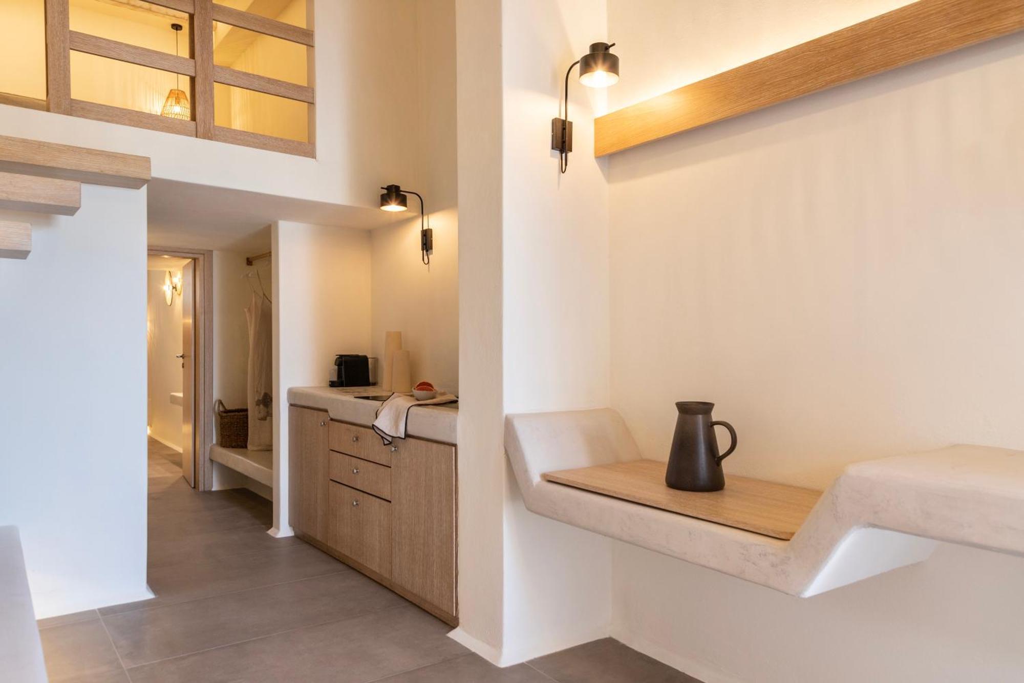 Frescoes Luxury * Messaria (Santorini)
