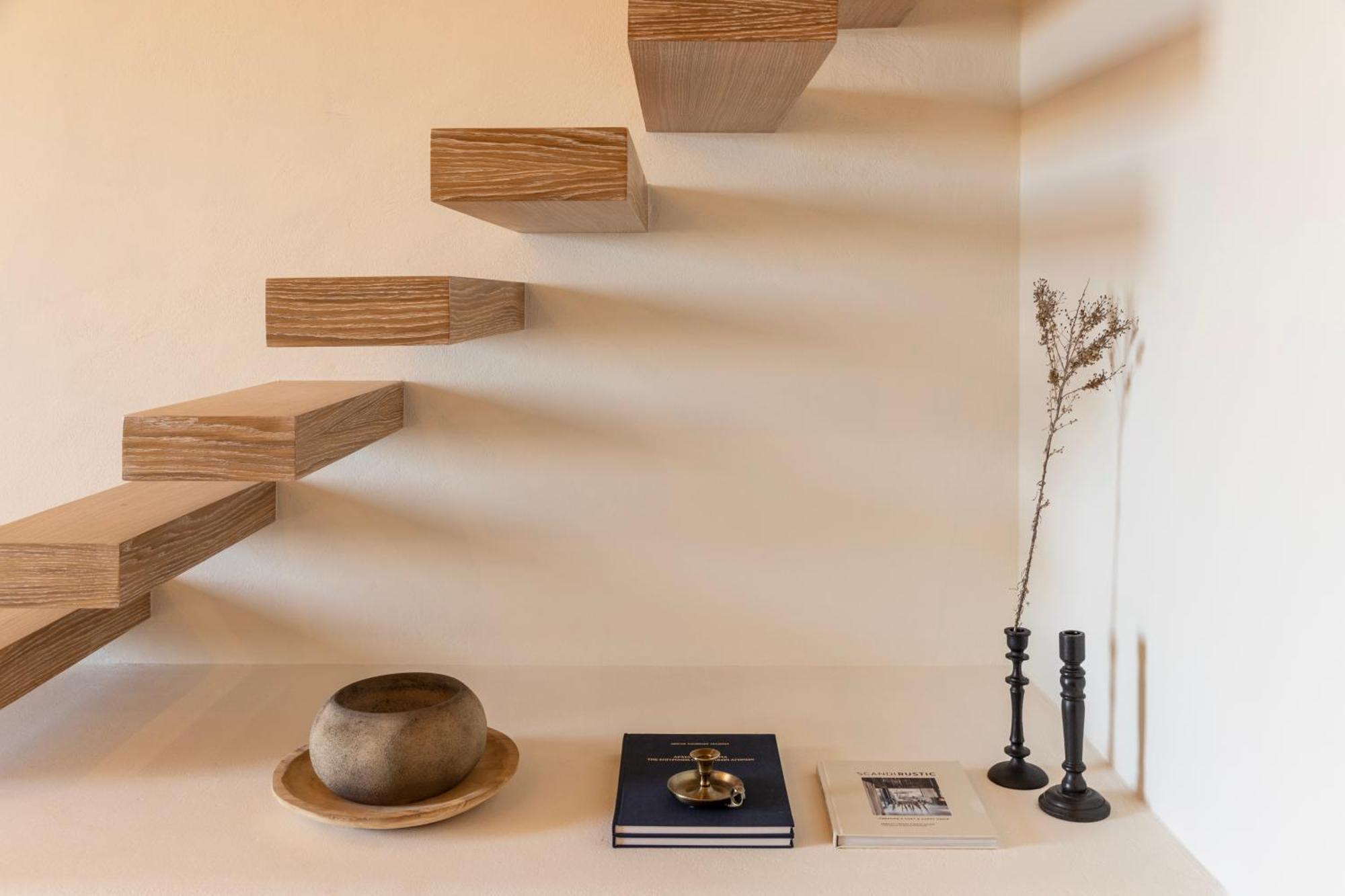 Frescoes Luxury Aparthotel Messaria (Santorini)