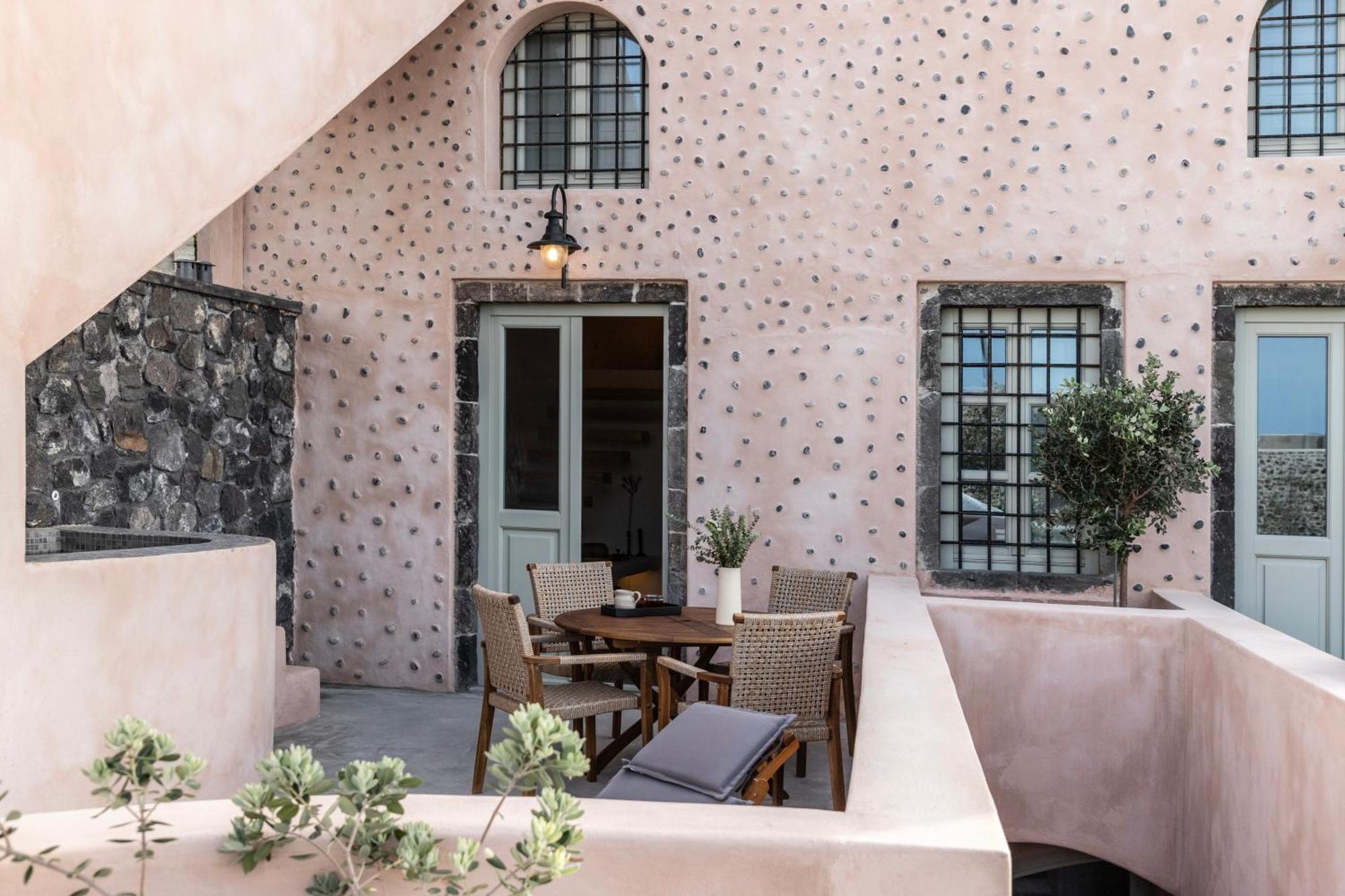 Frescoes Luxury Aparthotel