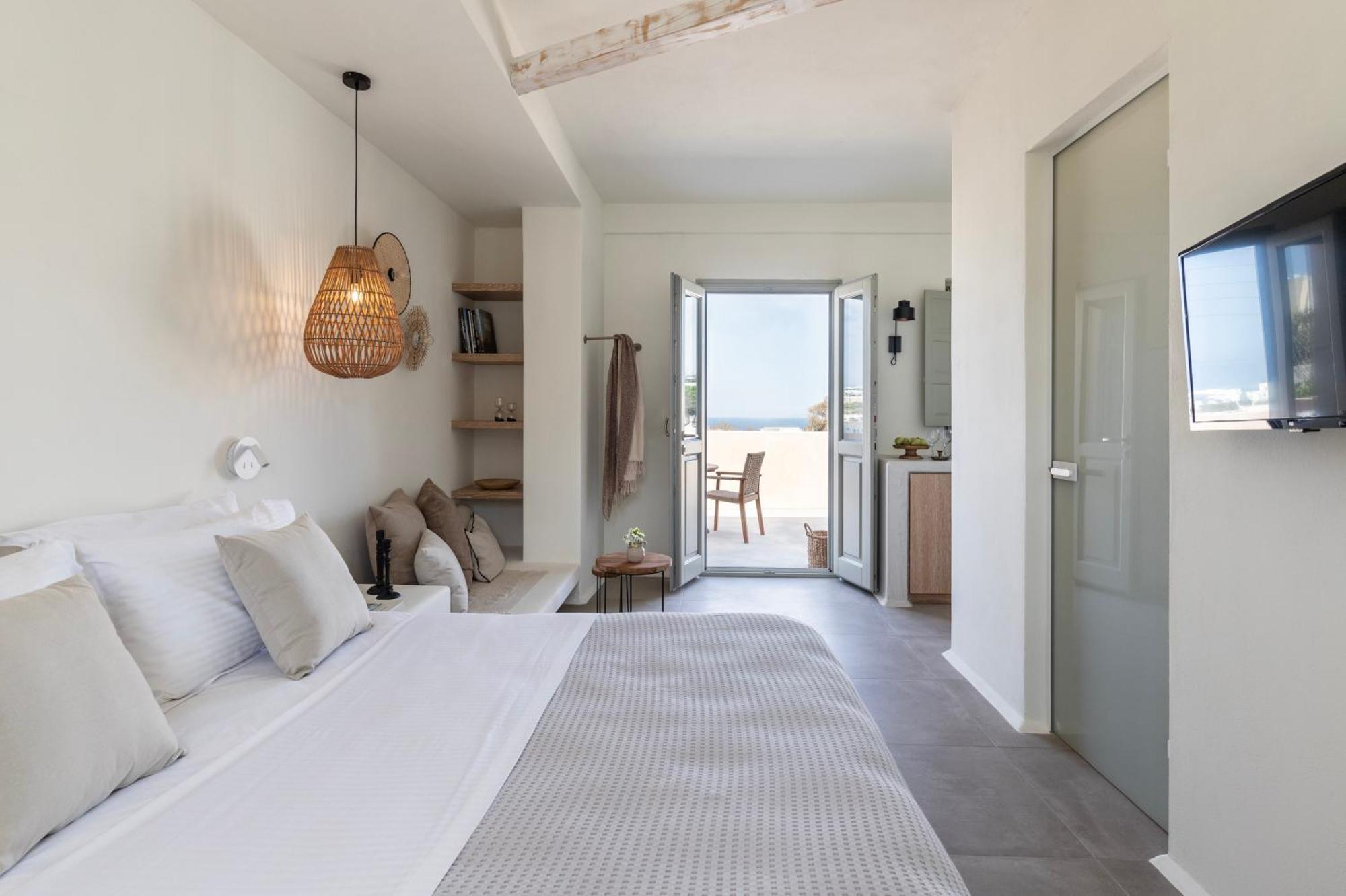 Frescoes Luxury Aparthotel *