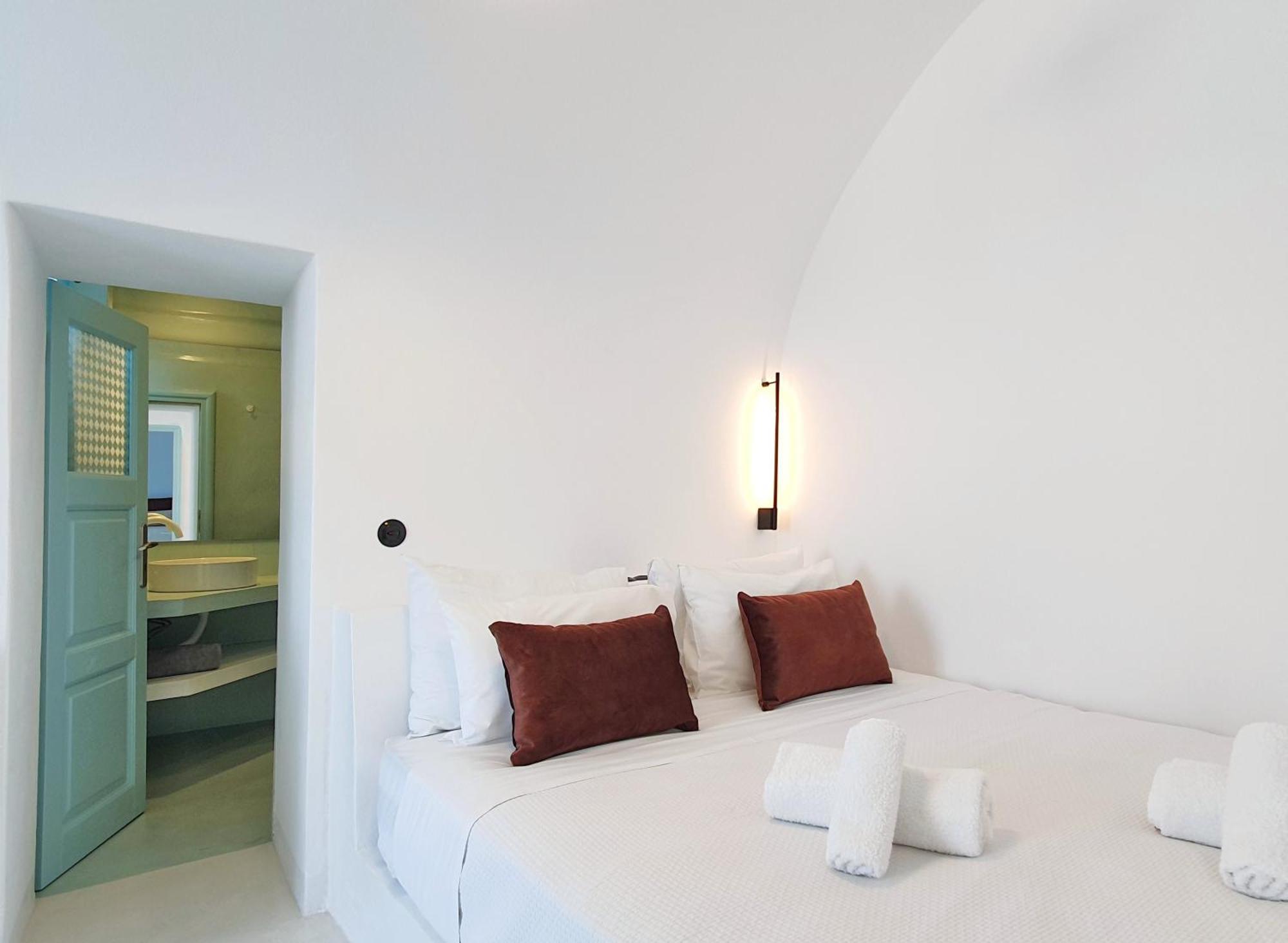 Pousada Sun Spell With Sea View-private Plunge Pool Fira (Santorini)