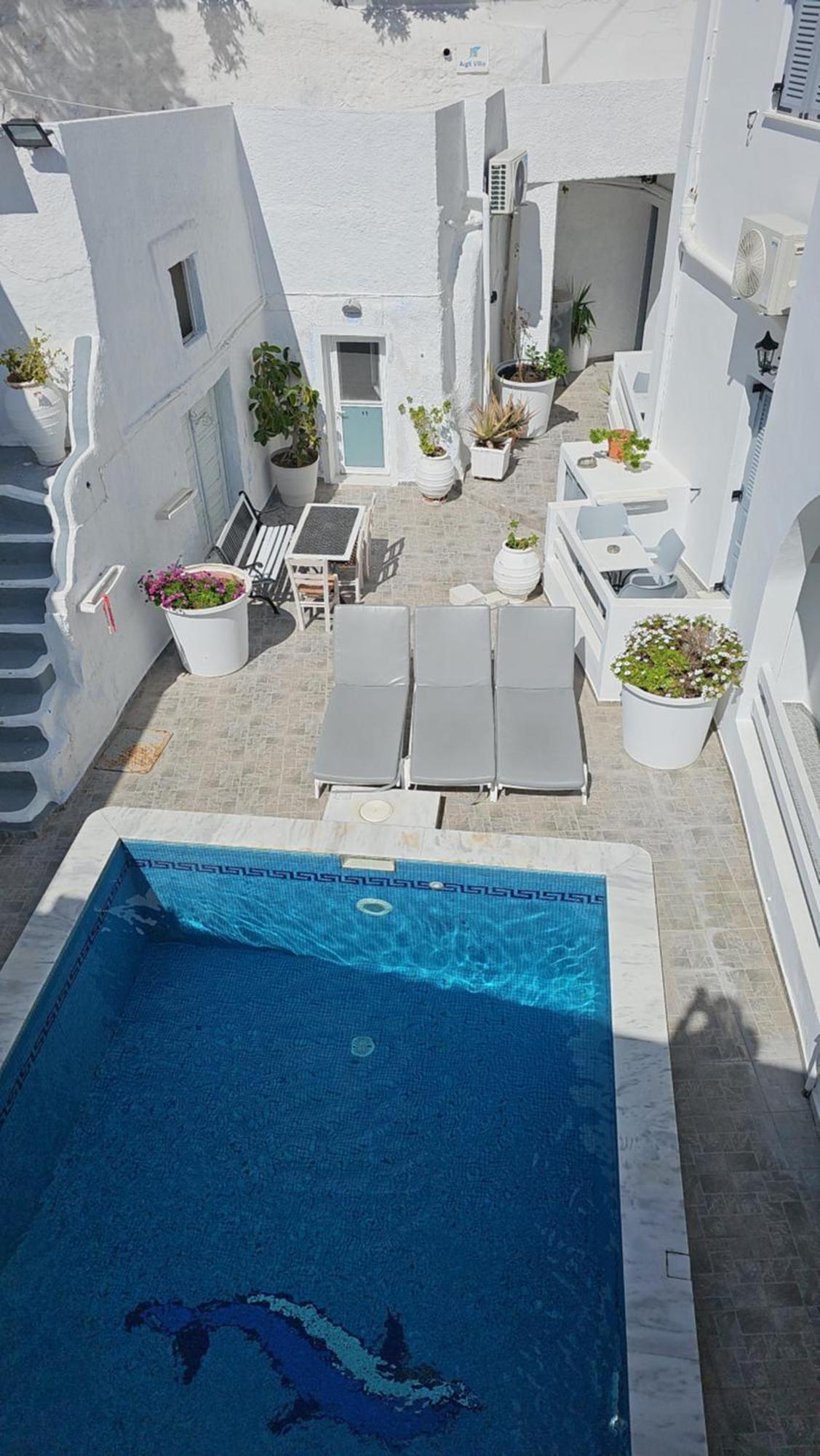 Hotel Leta Fira (Santorini)