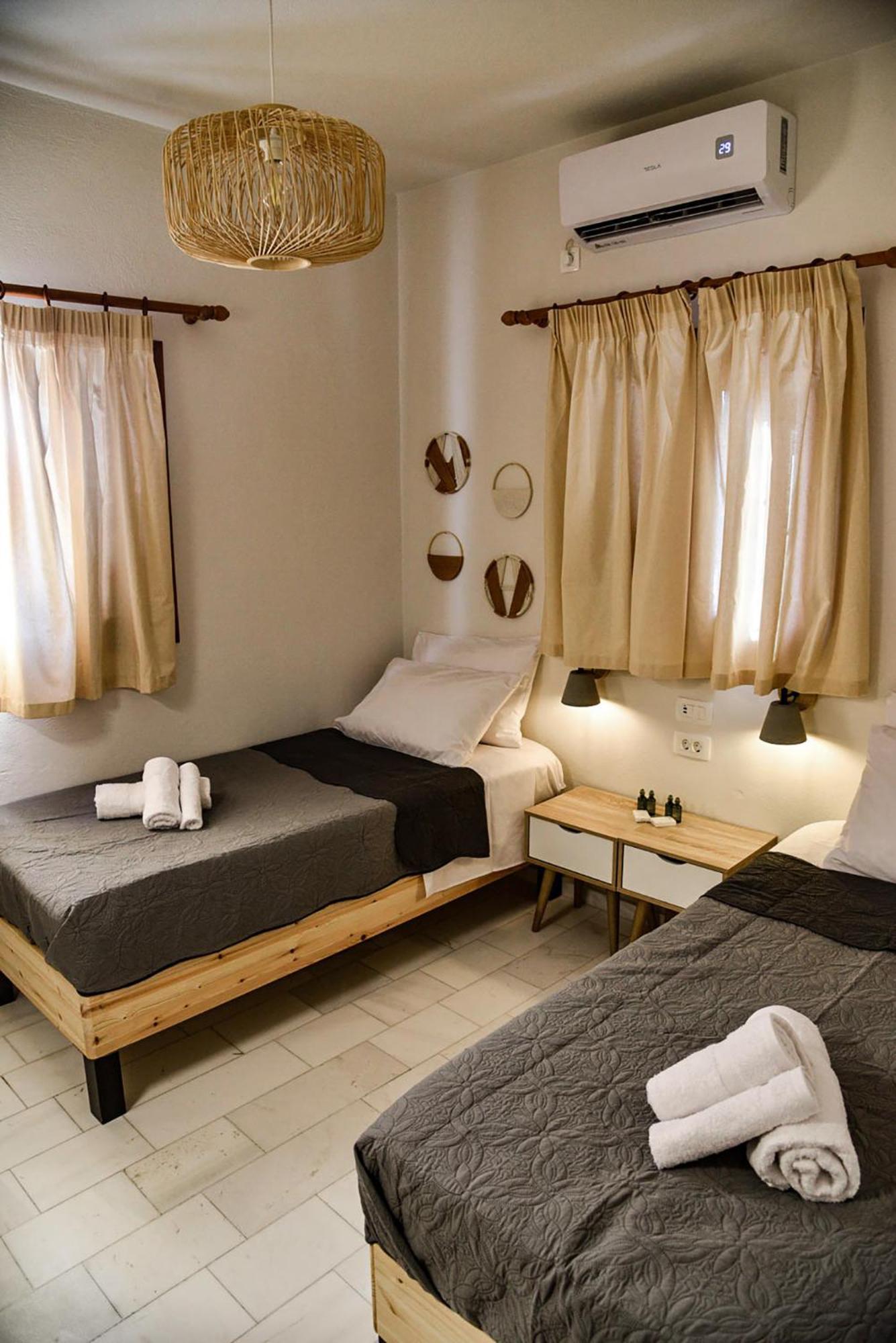Dp Homes Santorini Perissa (Santorini)