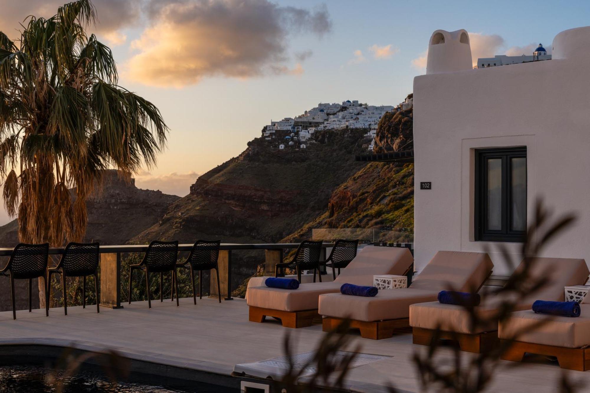 Aparthotel Mill New Elegant Fira (Santorini)
