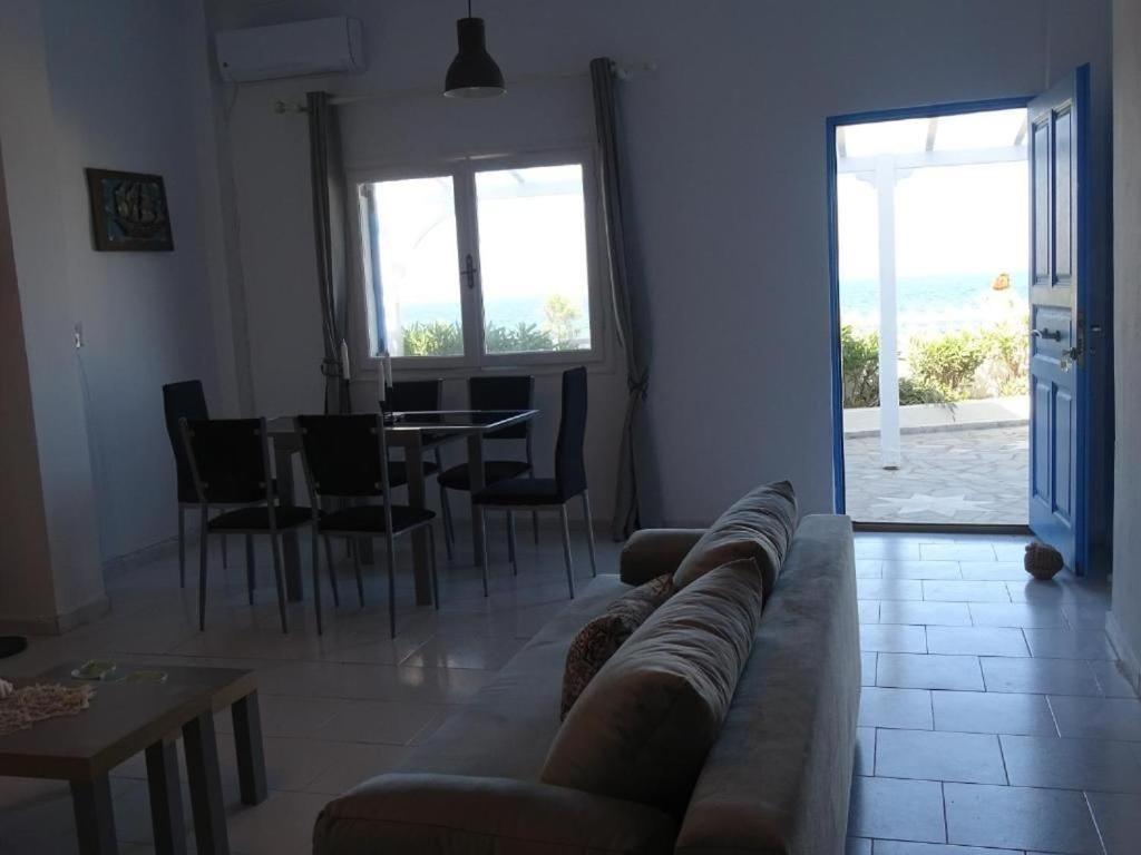 Splendid Santorini Bella House 3 Bedrooms Private Terrace And Beautiful Sea Views * Monolithos (Santorini)