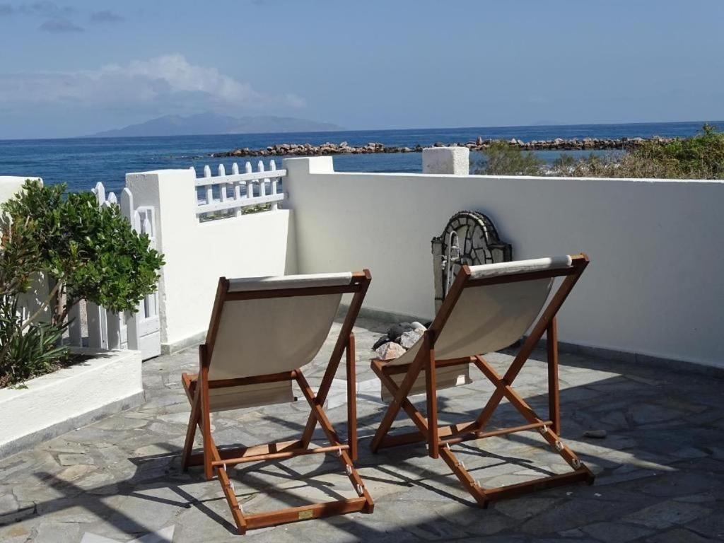 Splendid Santorini Bella House 3 Bedrooms Private Terrace And Beautiful Sea Views * Monolithos (Santorini)