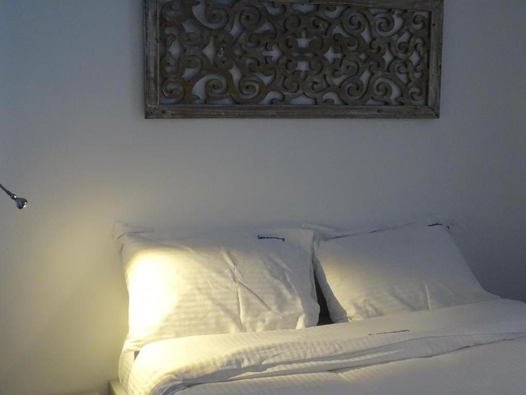 Splendid Santorini Bella House 3 Bedrooms Private Terrace And Beautiful Sea Views Villa Monolithos (Santorini)