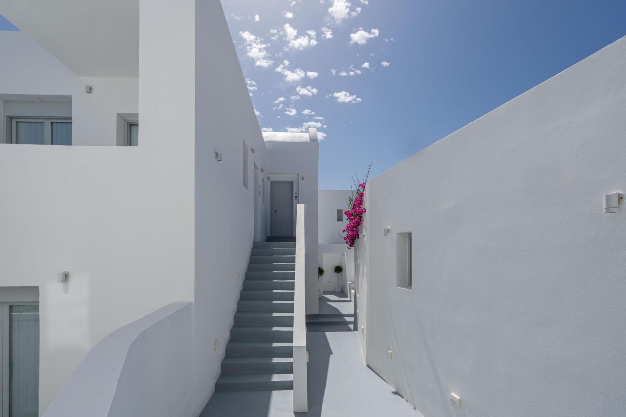 Hotel Cycladic &