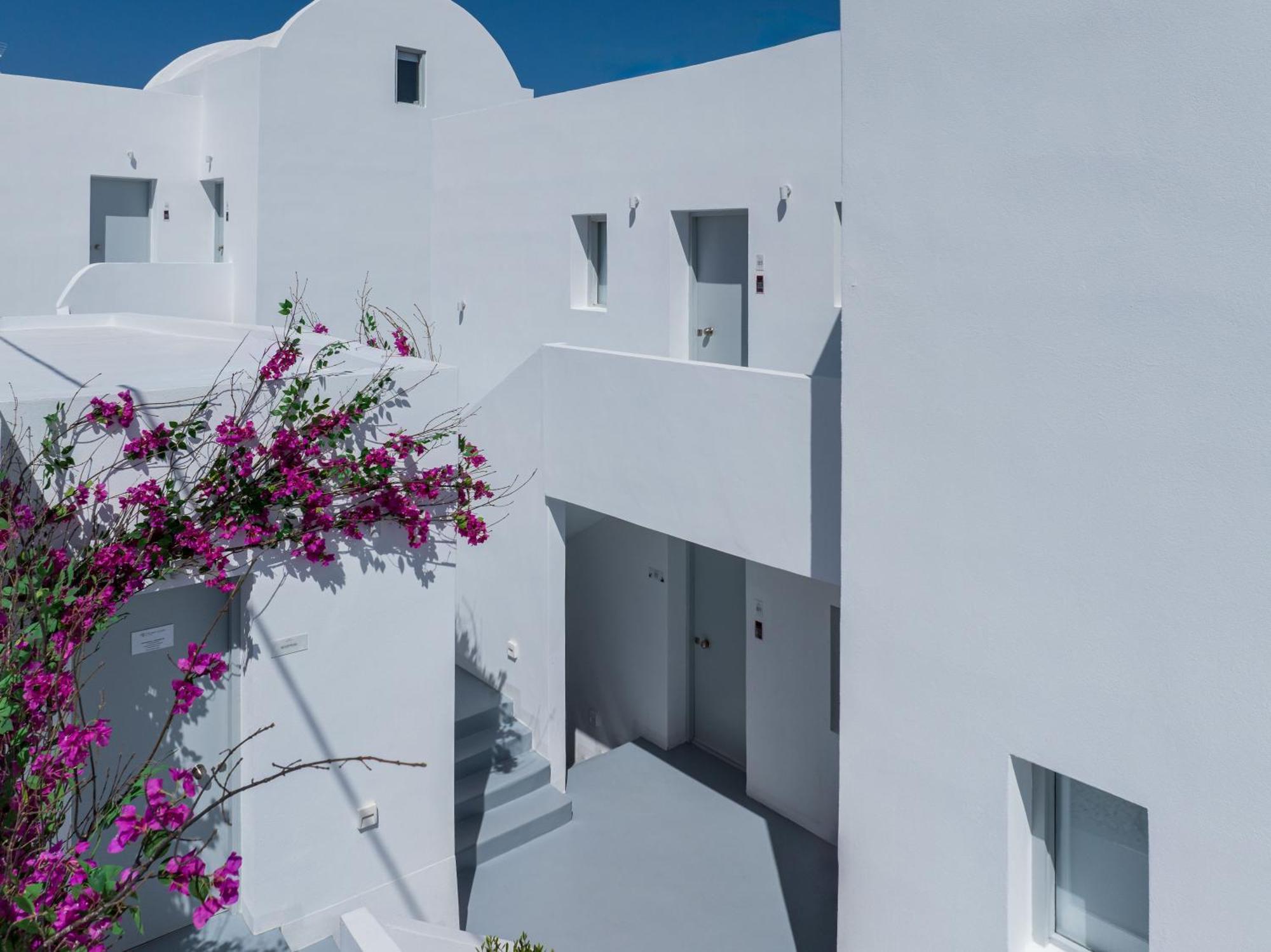 Hotel Cycladic &