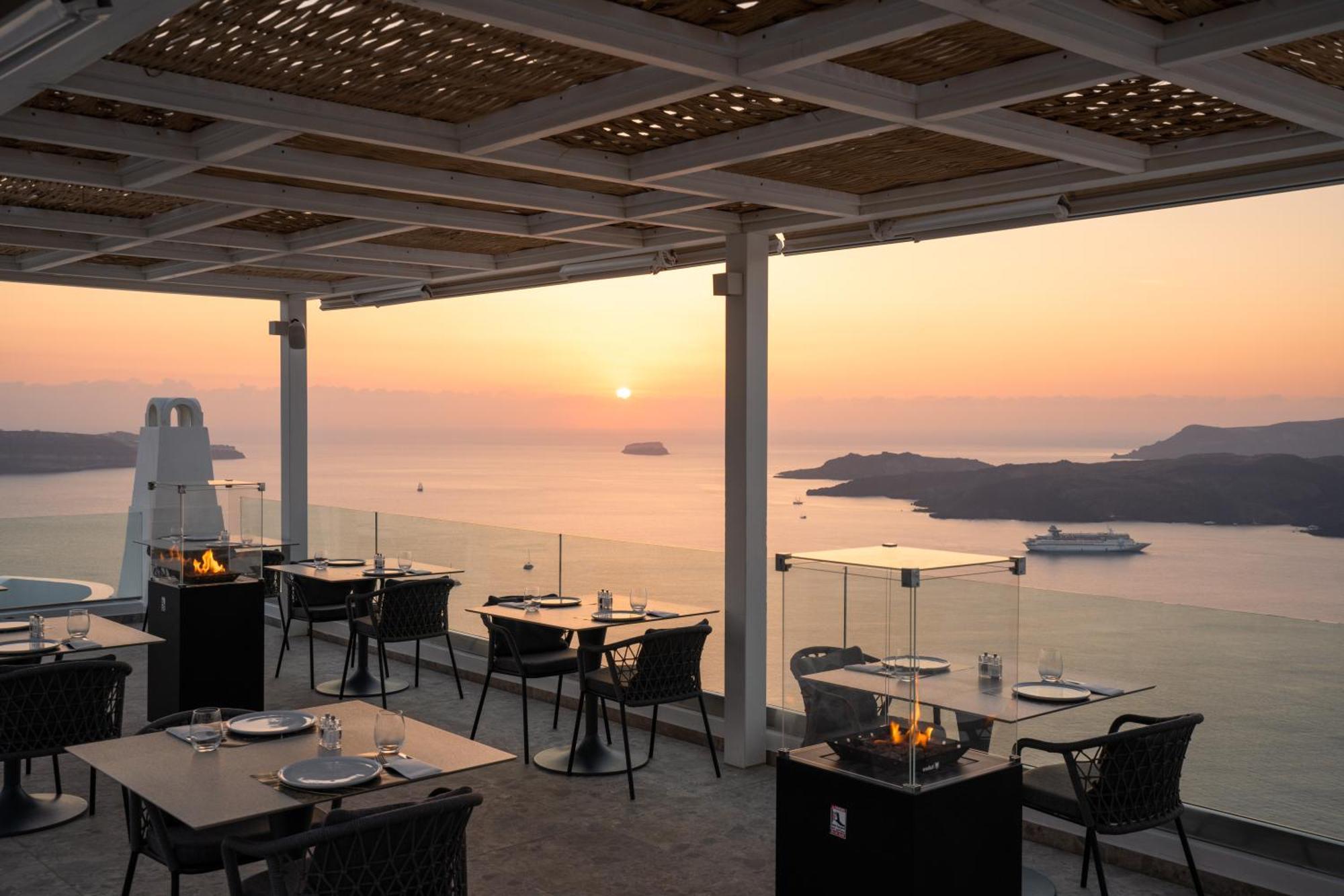 Volcano View By Caldera Collection Hotel Fira (Santorini)