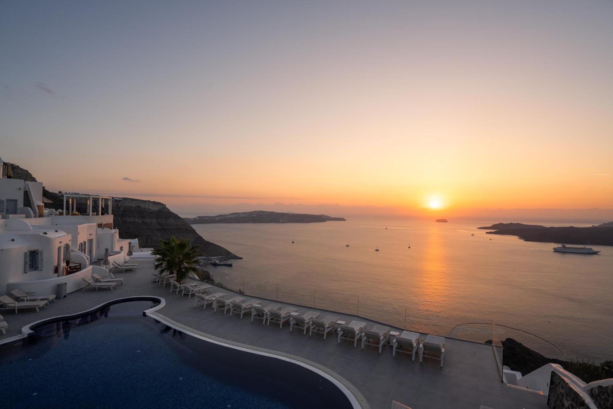 Hotel Volcano View By Caldera Collection 5*