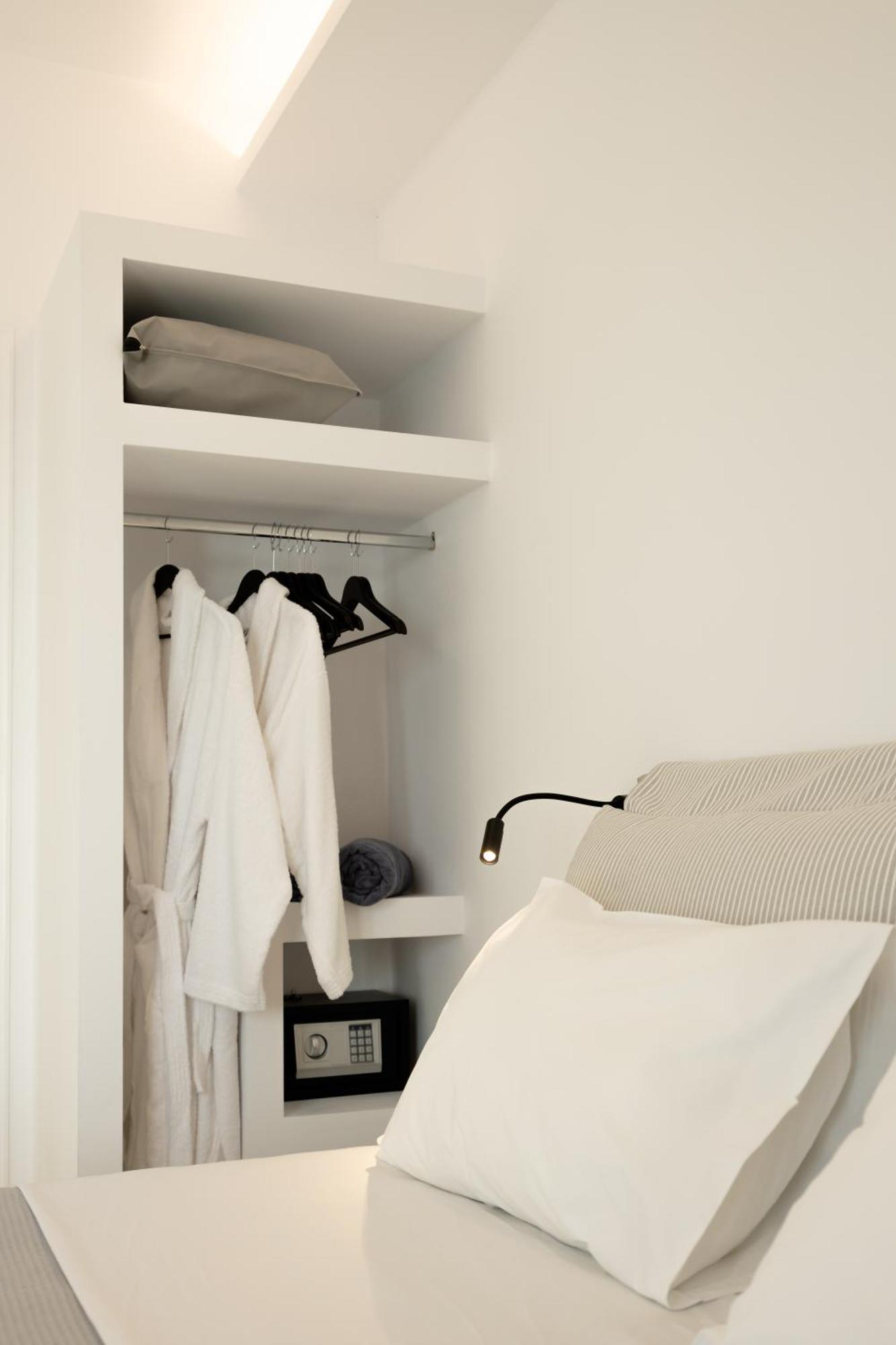 Nastram Aparthotel *